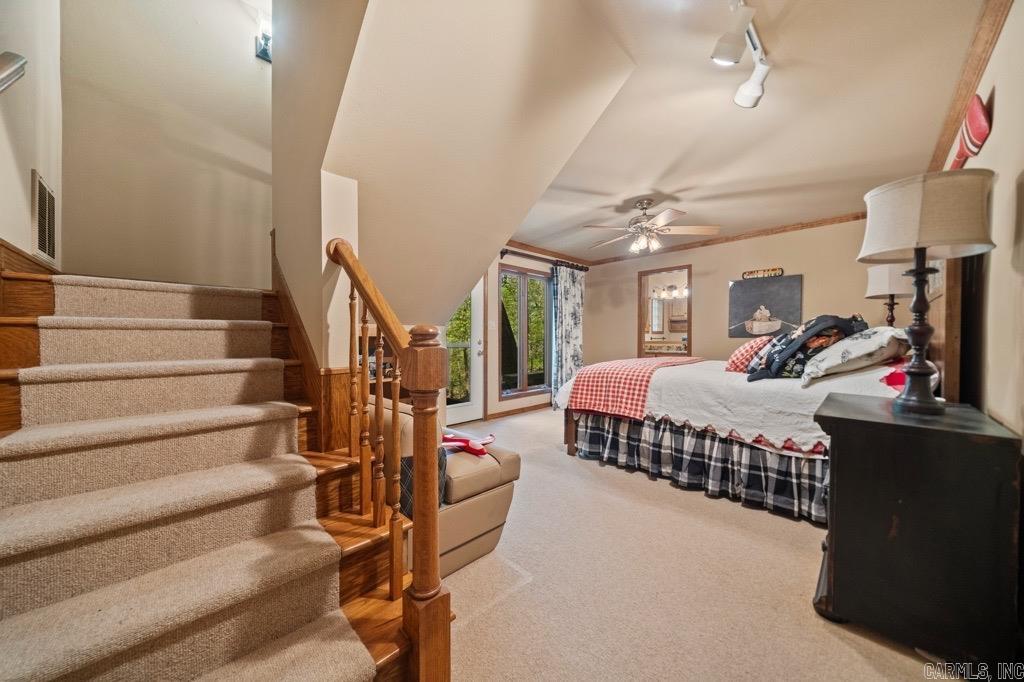 SILVER POINT CONDOS - Residential