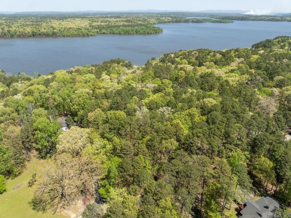 SILVER POINT CONDOS - Residential