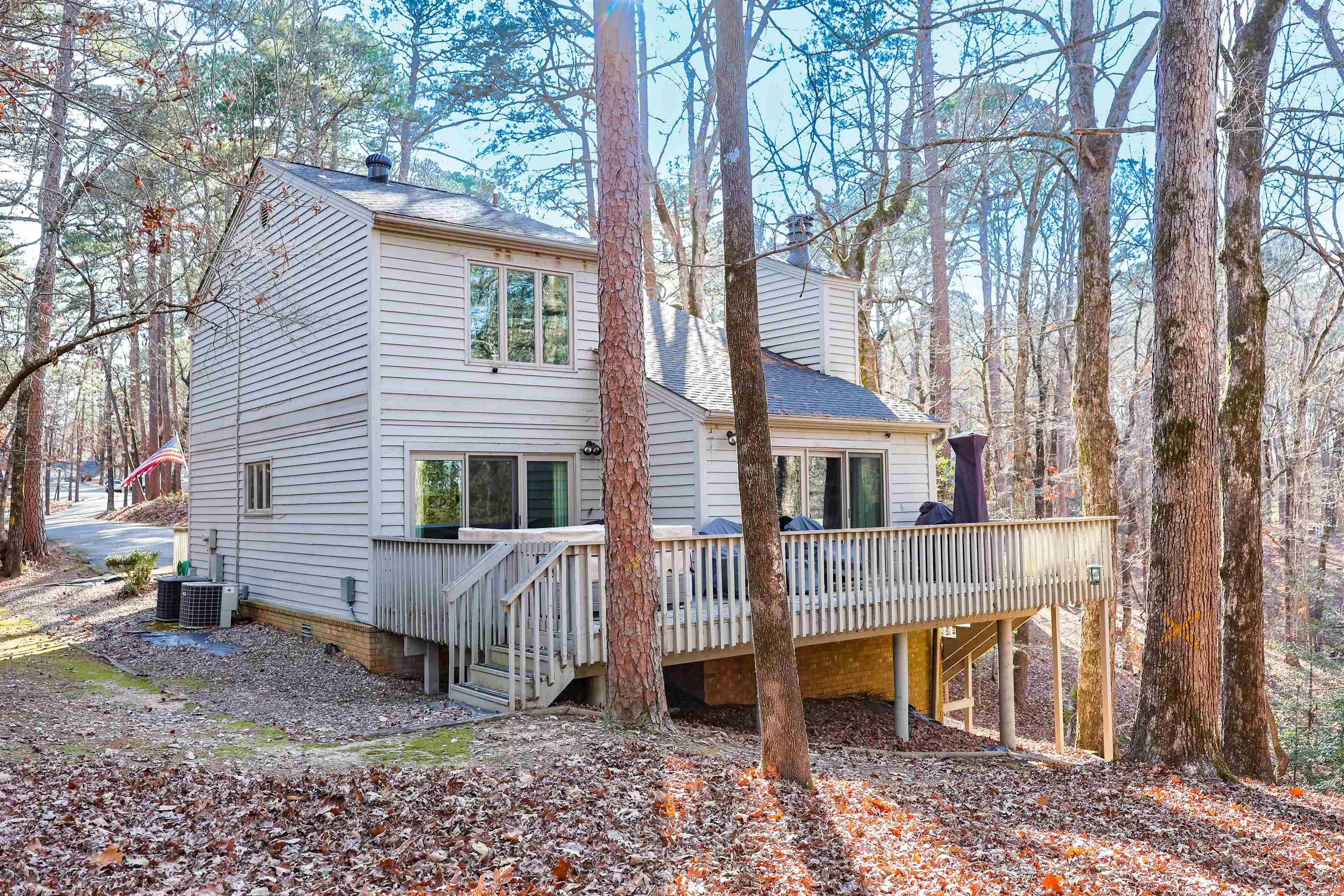 SILVER POINT CONDOS - Residential