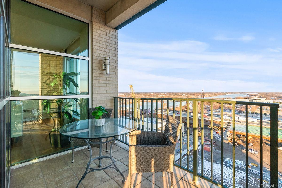 CLINTON & SHERMAN HPR - Residential