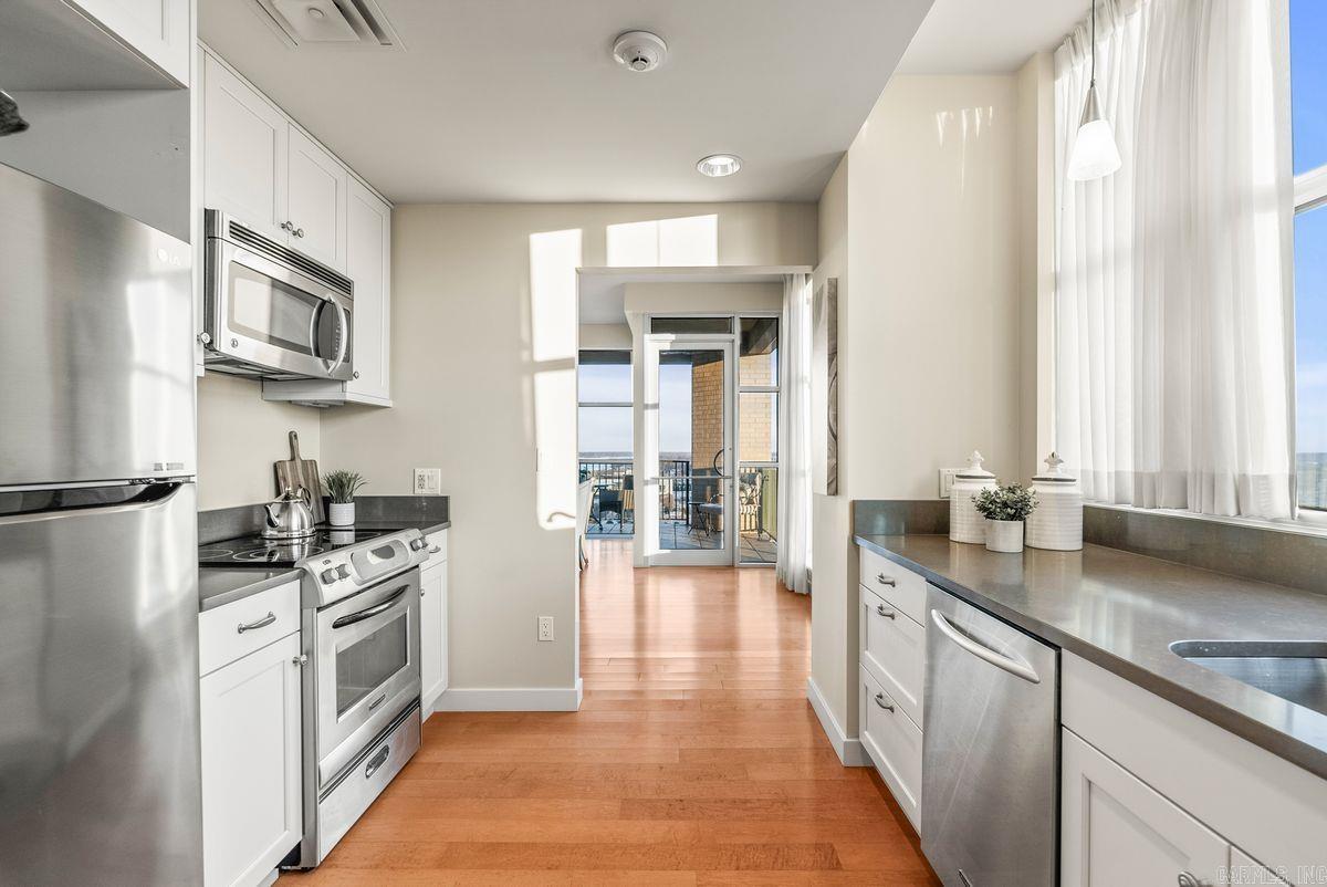 CLINTON & SHERMAN HPR - Residential