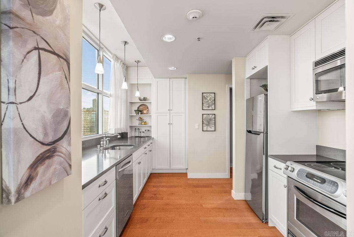 CLINTON & SHERMAN HPR - Residential