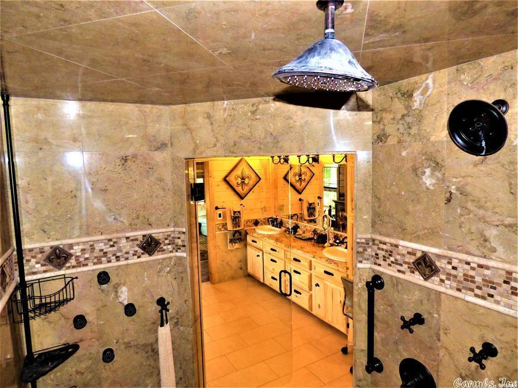OAKWOOD SUBDIVISION - Residential