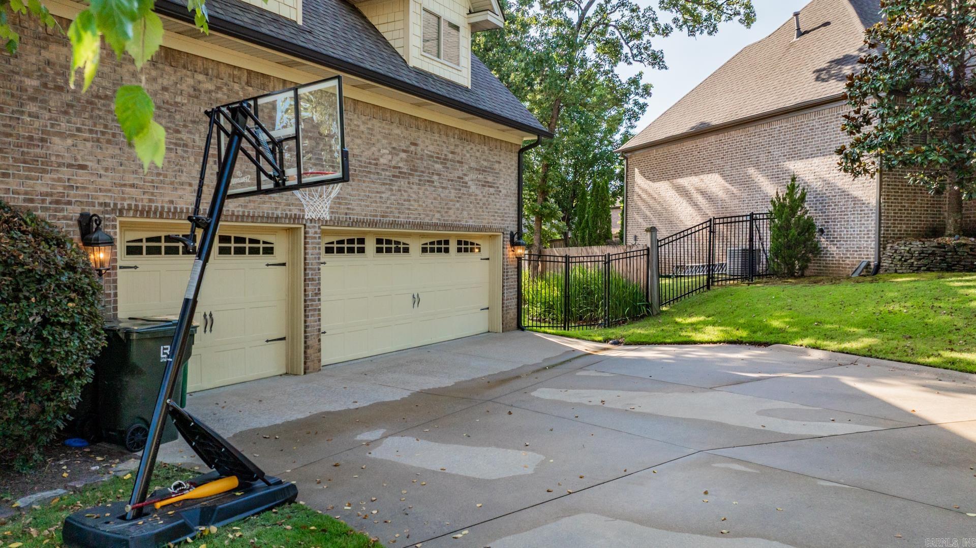 CHENAL VALLEY BELLE VALLEE THE C - Residential