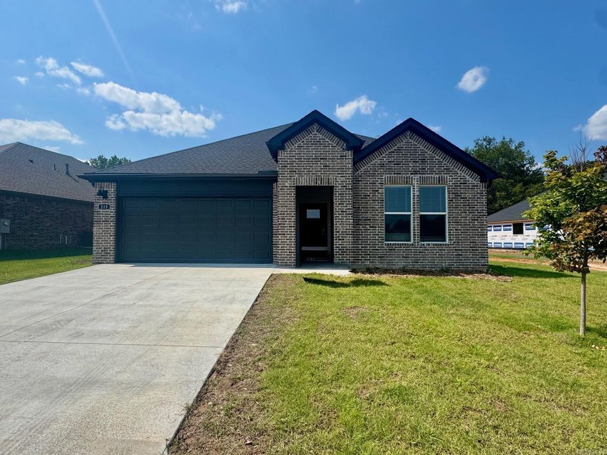 Sold before print! Charming Cali plan! Indulge in the ultimate living experience at The Reserve at Country Club. These meticulously crafted single-family homes are designed to offer unparalleled comfort, luxury, and convenience. Located on the serene southeast side of Maumelle, you will find yourself surrounded by breathtaking natural beauty, yet only minutes away from schools, world-class golf courses, and a plethora of dining options. Come and experience the lifestyle you've always dreamed of in a brand-new home in The Reserve at Country Club!  These homes will be 4 sides brick!  Living room will showcase a beautifully modern Electric Fireplace with heater. Exquisite quartz counters in the kitchen and bathrooms, beautiful kitchen backsplash, LVP flooring and carpet, 9 and 10’ ceilings and more! Tax amount TBD. HOA fees cover management and other.  Estimated completion date is May 2025.