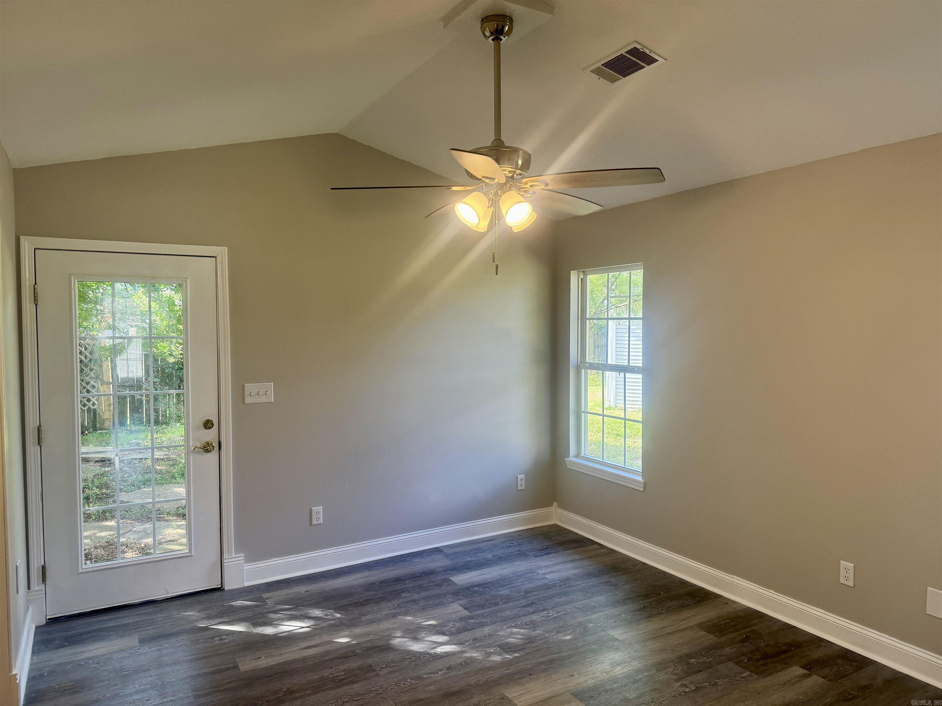 HERITAGE FARM - Residential