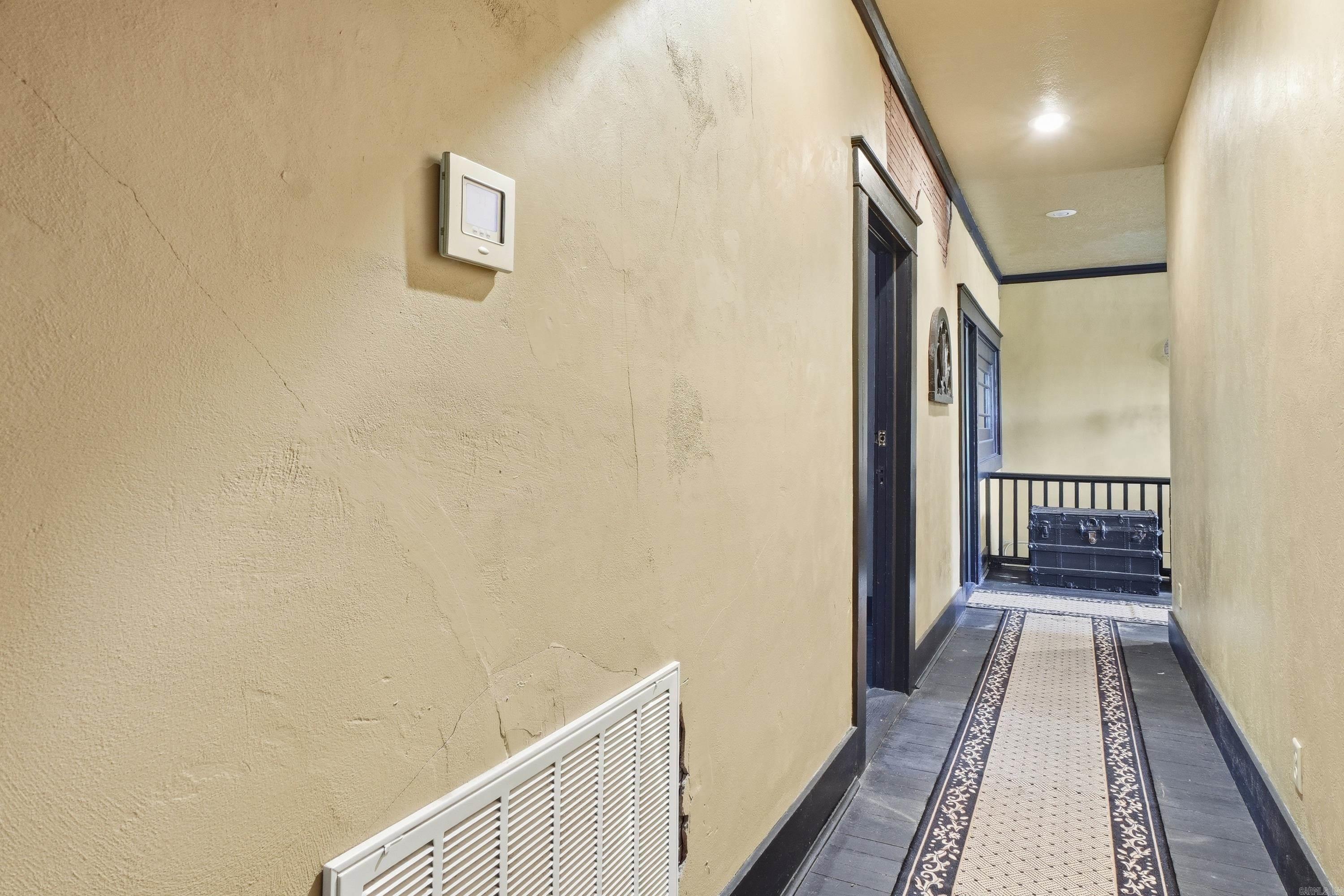 HS Original - Commercial Sale