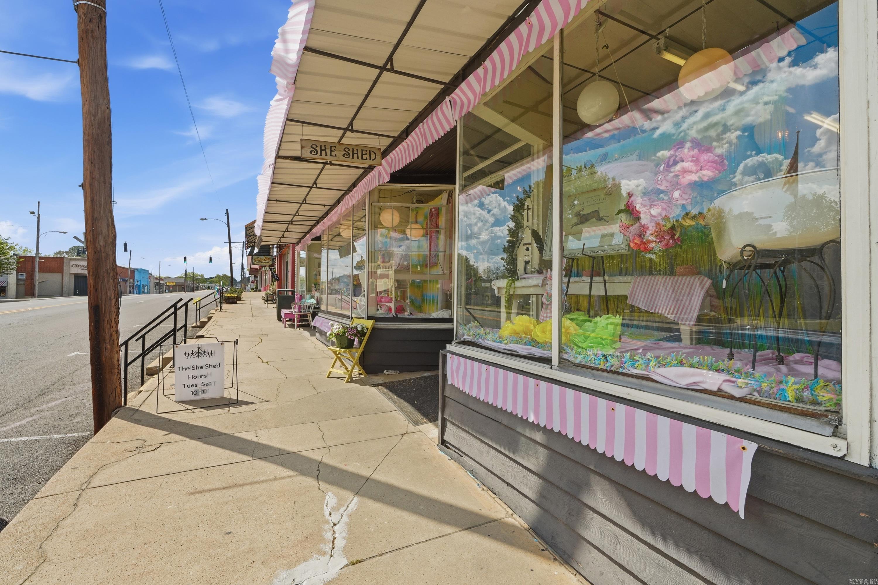 HS Original - Commercial Sale