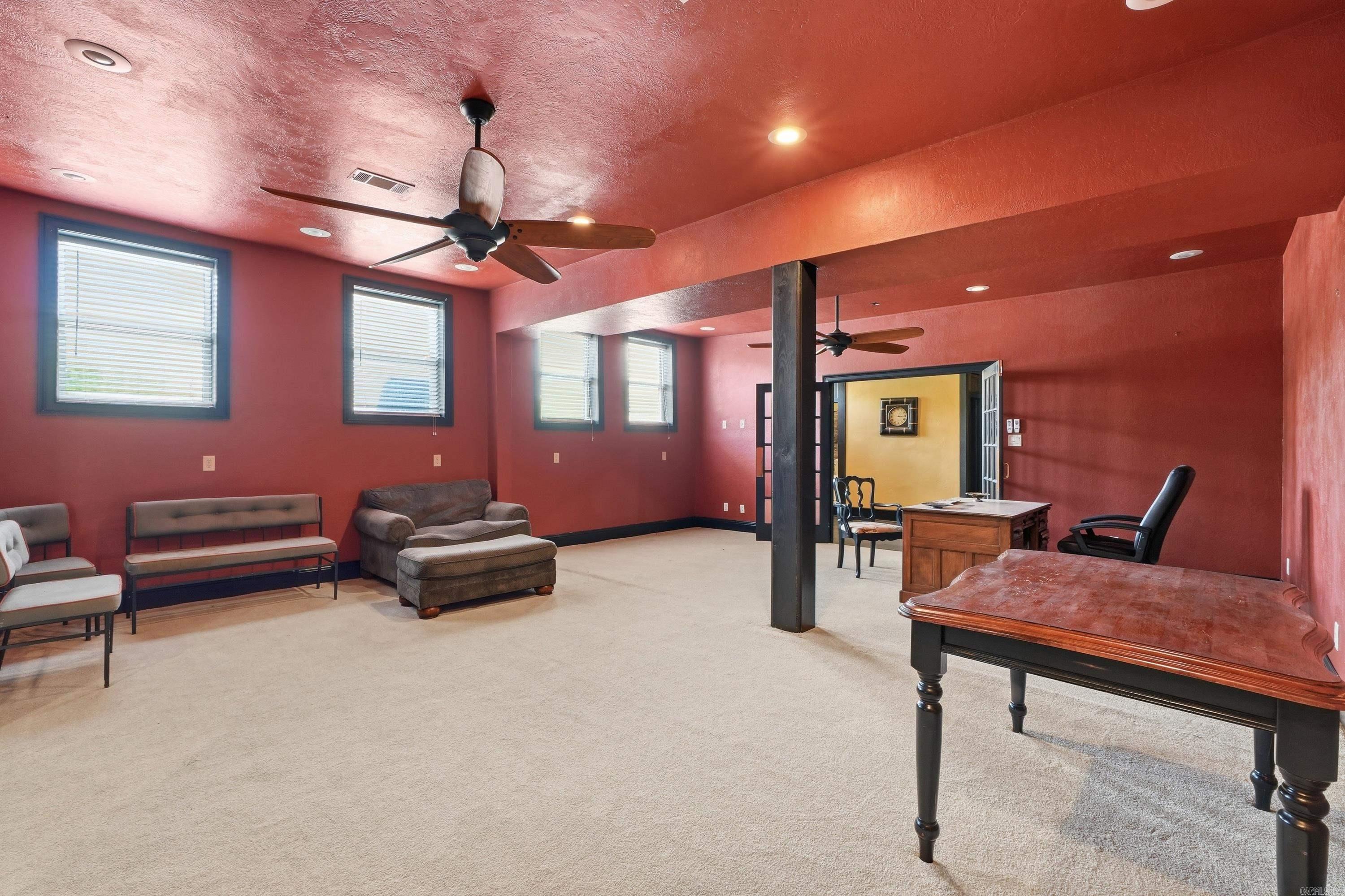 HS Original - Commercial Sale