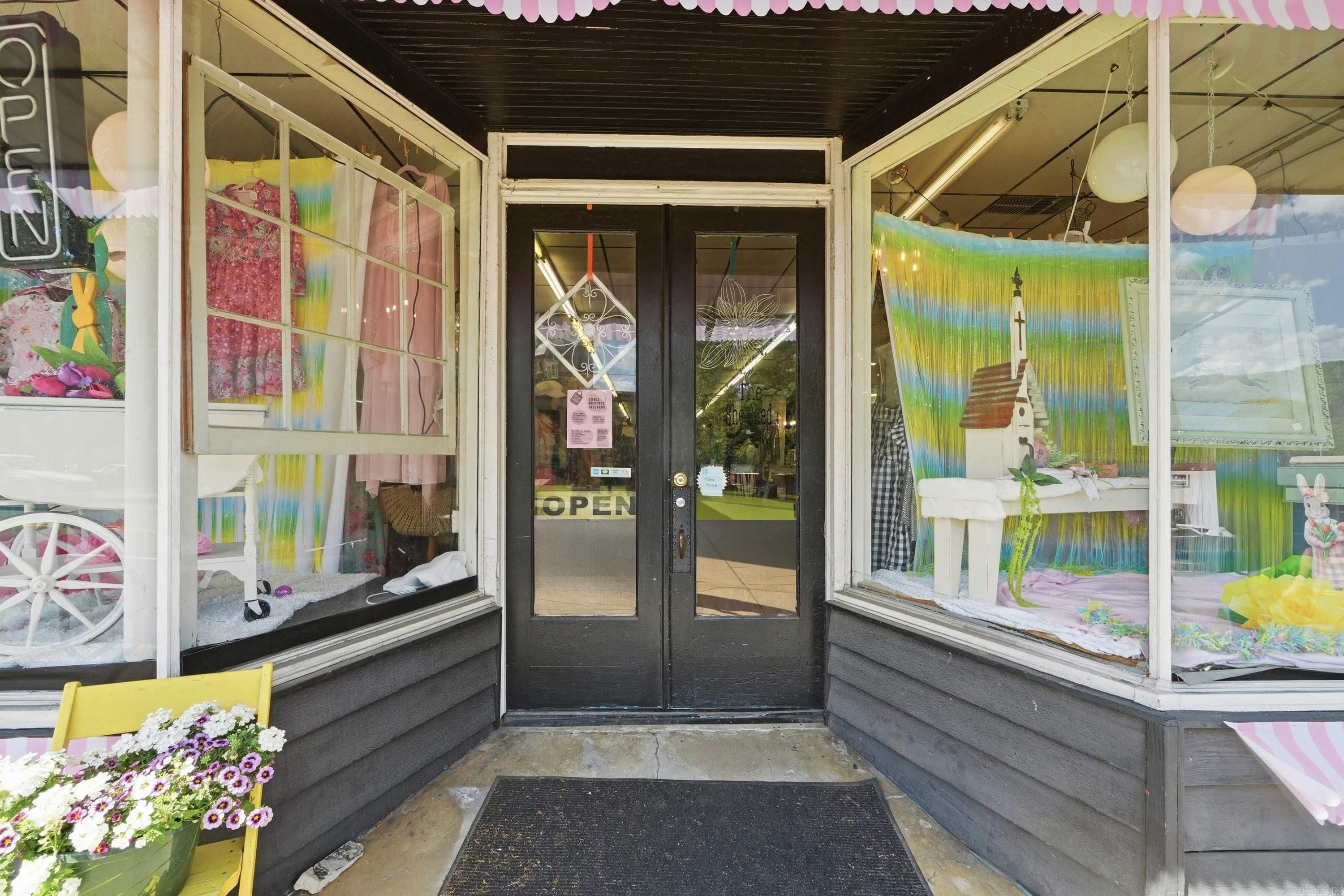 HS Original - Commercial Sale