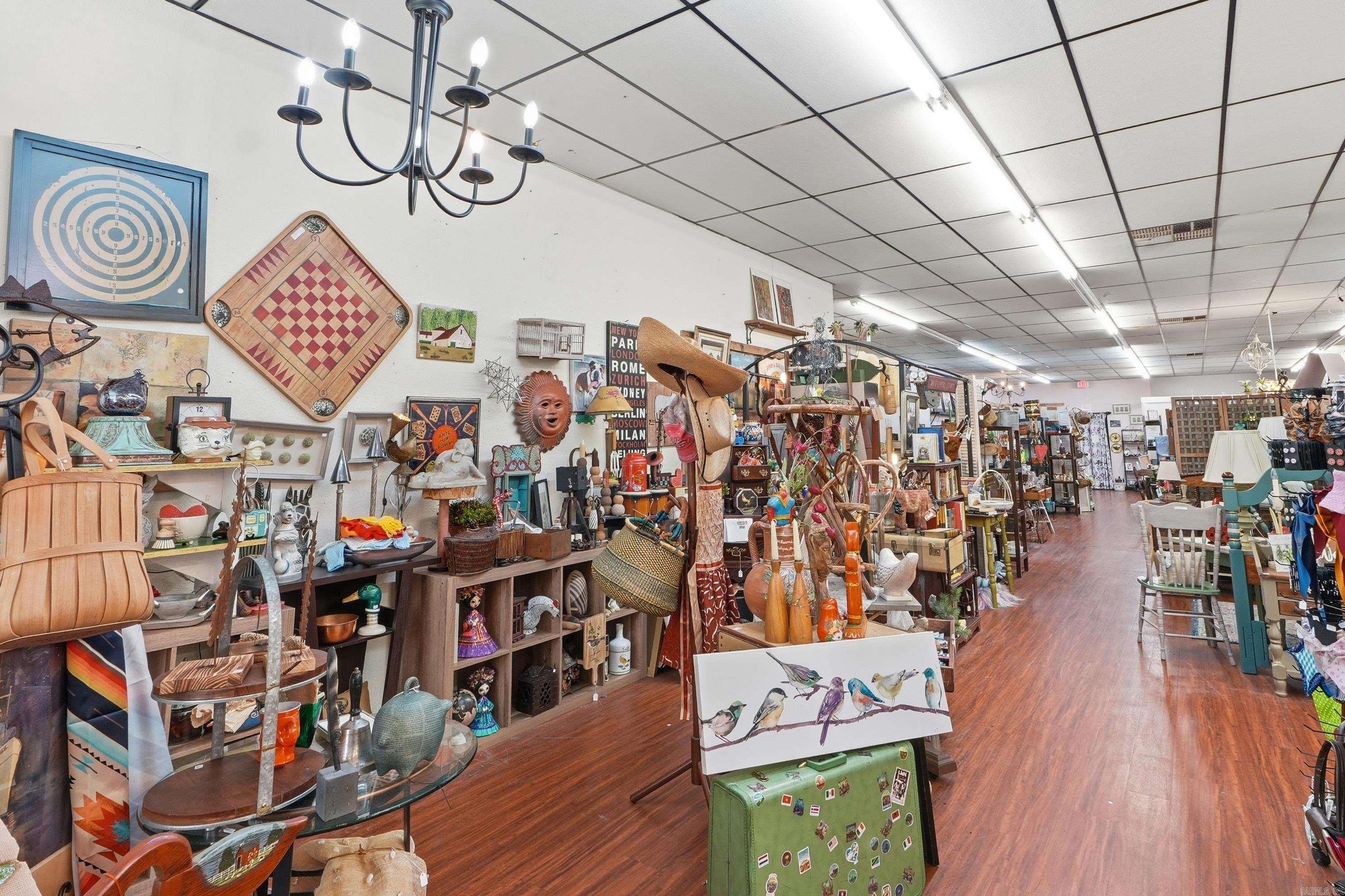 HS Original - Commercial Sale