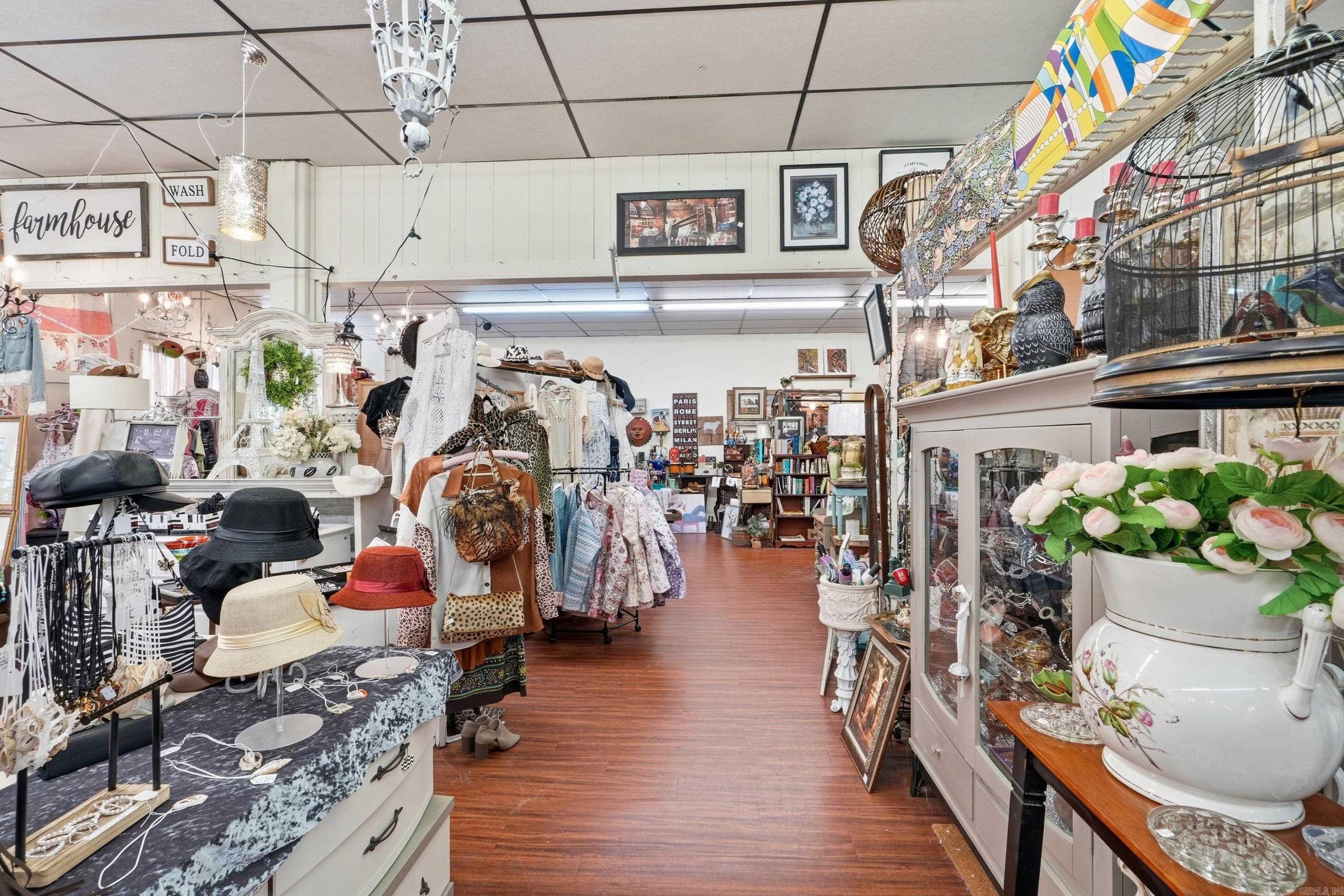 HS Original - Commercial Sale