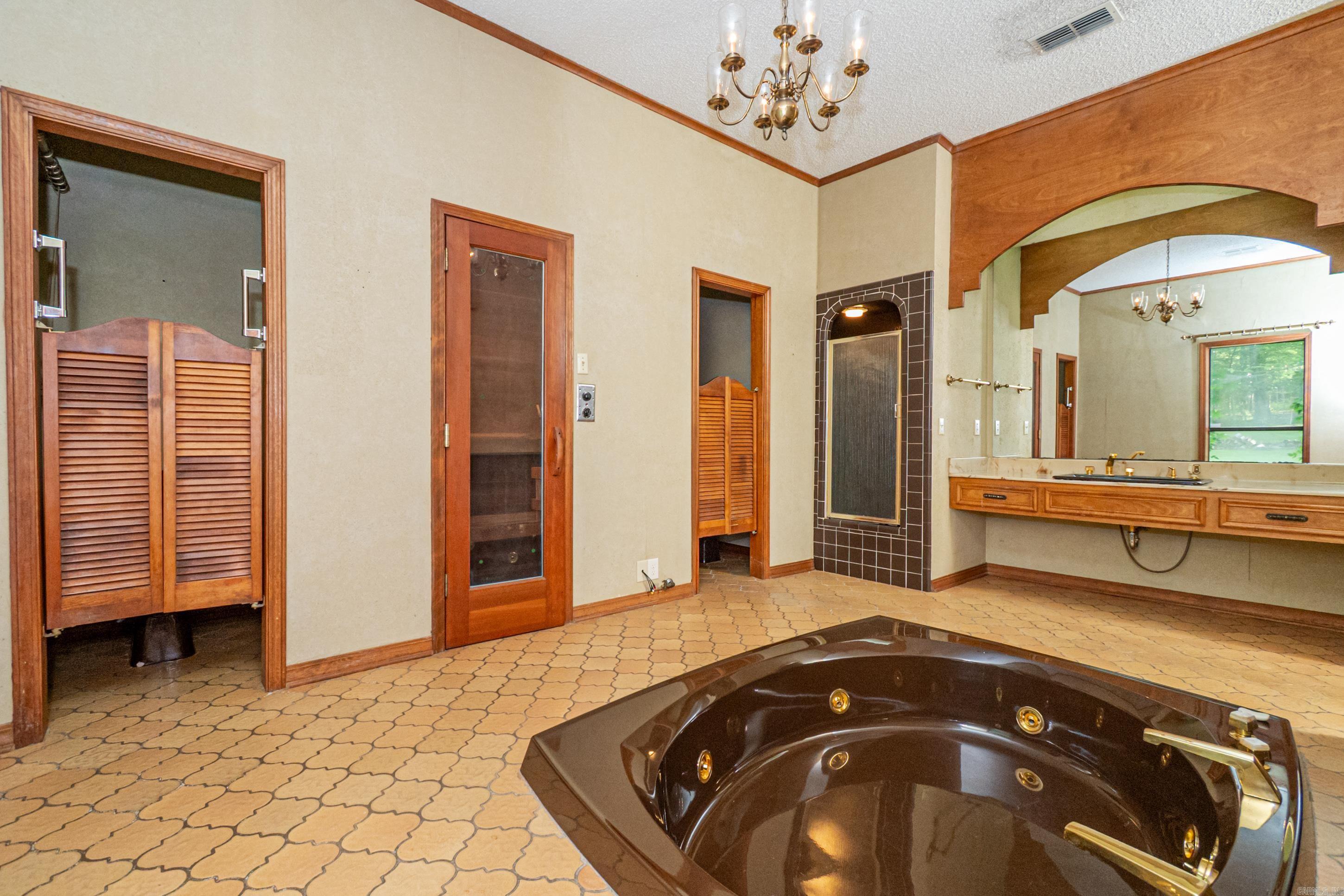 MILL CREEK - Residential