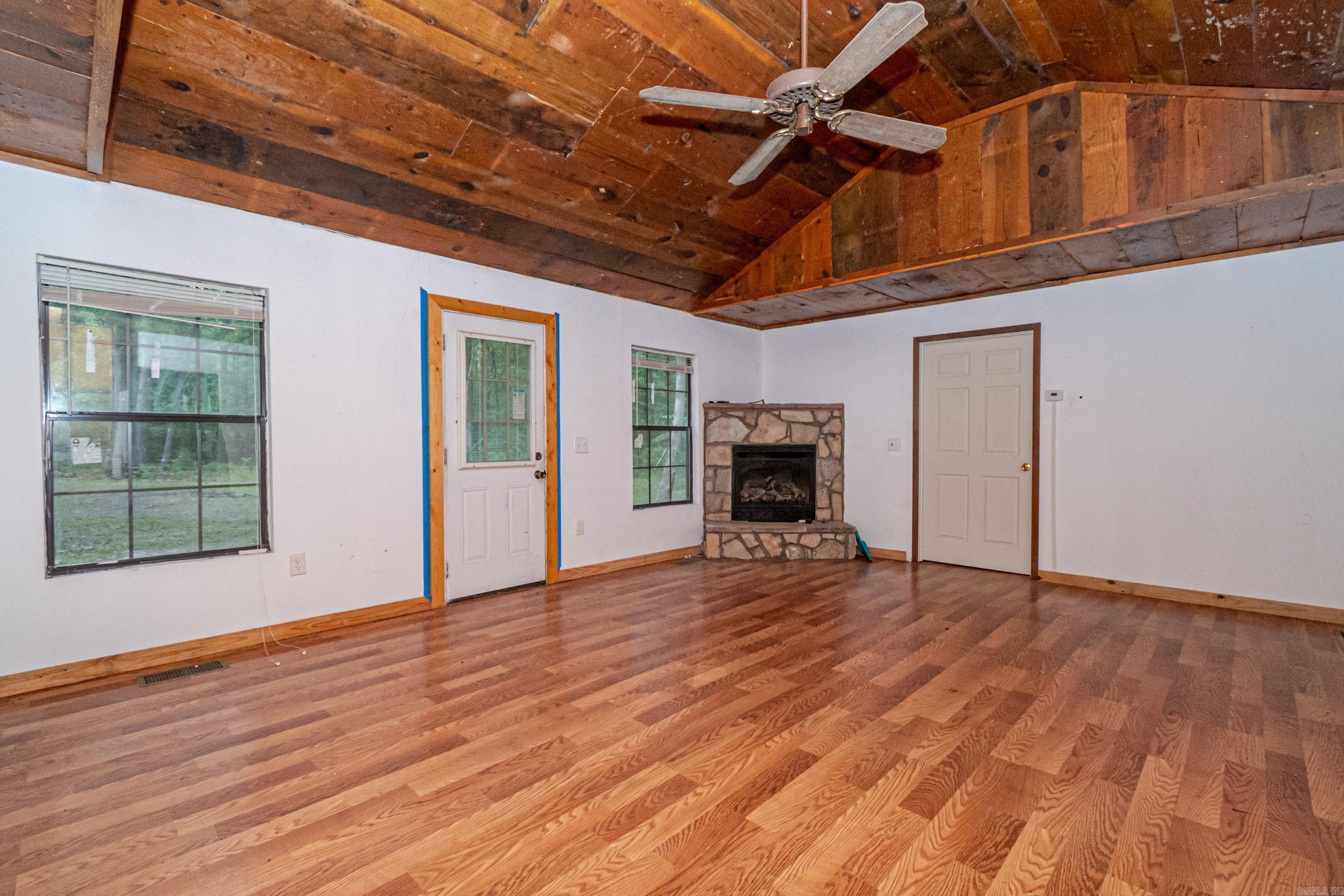 MILL CREEK - Residential