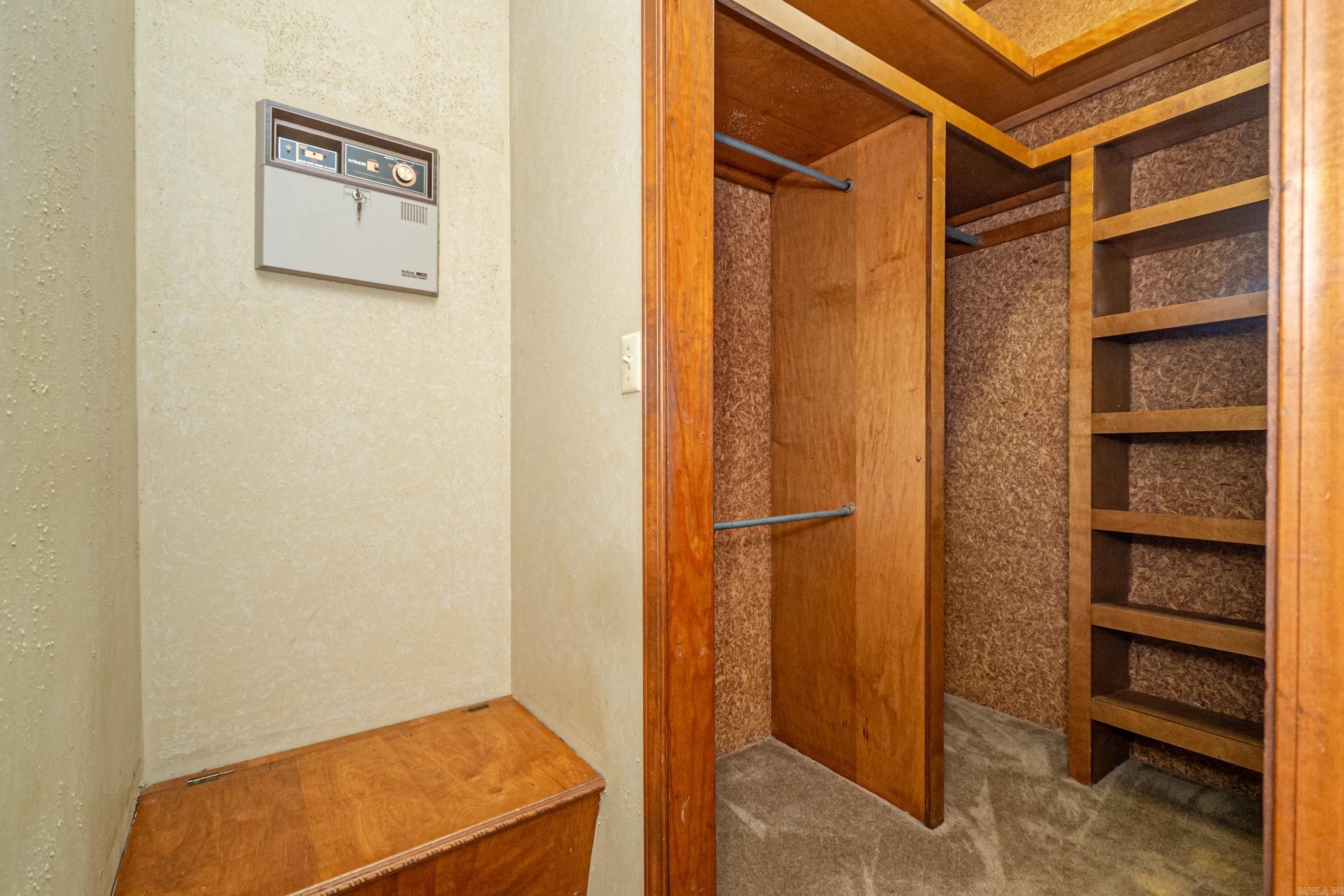 MILL CREEK - Residential