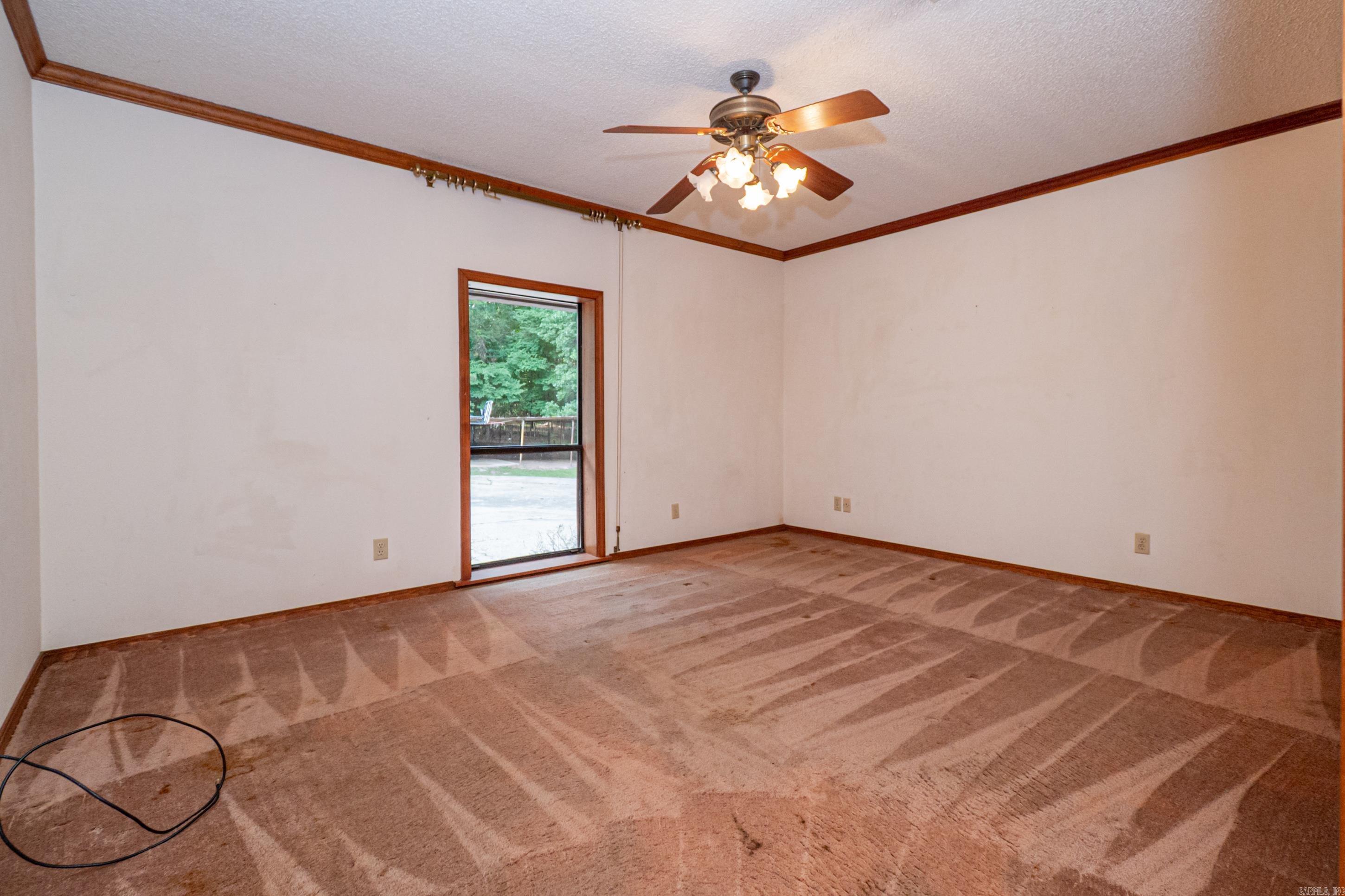 MILL CREEK - Residential