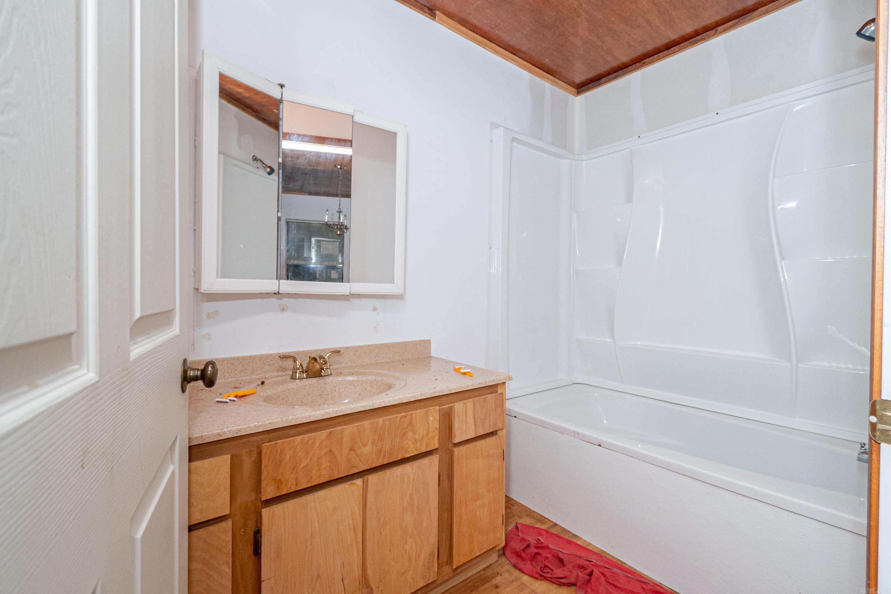 MILL CREEK - Residential