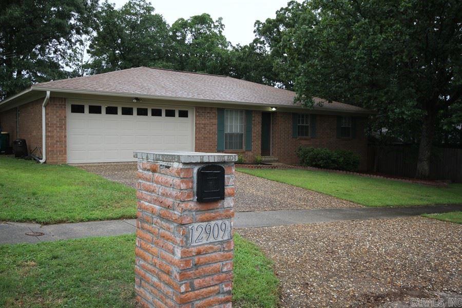 This beautiful well kept home is a GREAT BUY! It's located in the Don Roberts School zone. WELL Maintained Sits on a flat lot with a quiet fenced back yard with beautiful trees and outside storage bldg. Very nice patio in back. Large Great room with tile, large kitchen - Gas cook top, built in oven and bar, 1 yr old Refrig conveys!! Large master bedroom, Large Walk-in closets, 2 car garage with spacious utility storage. This home is MOVE-IN ready!! and is easy to show. Seller can close quickly!!