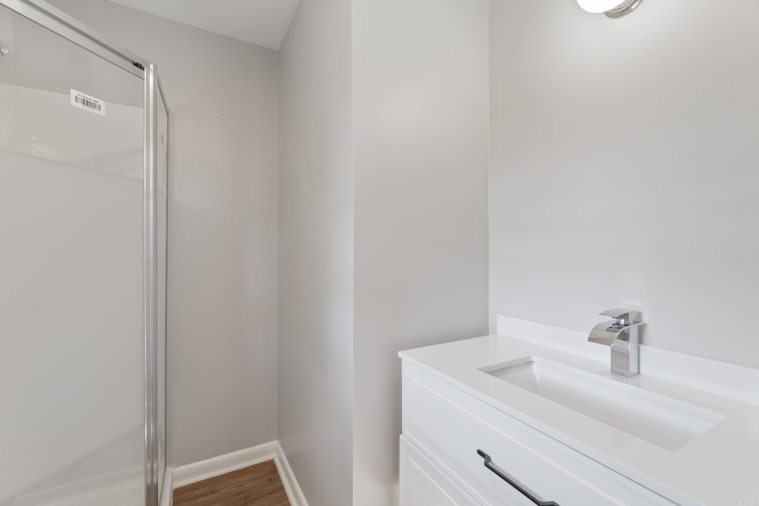 ROYAL MANOR - Residential