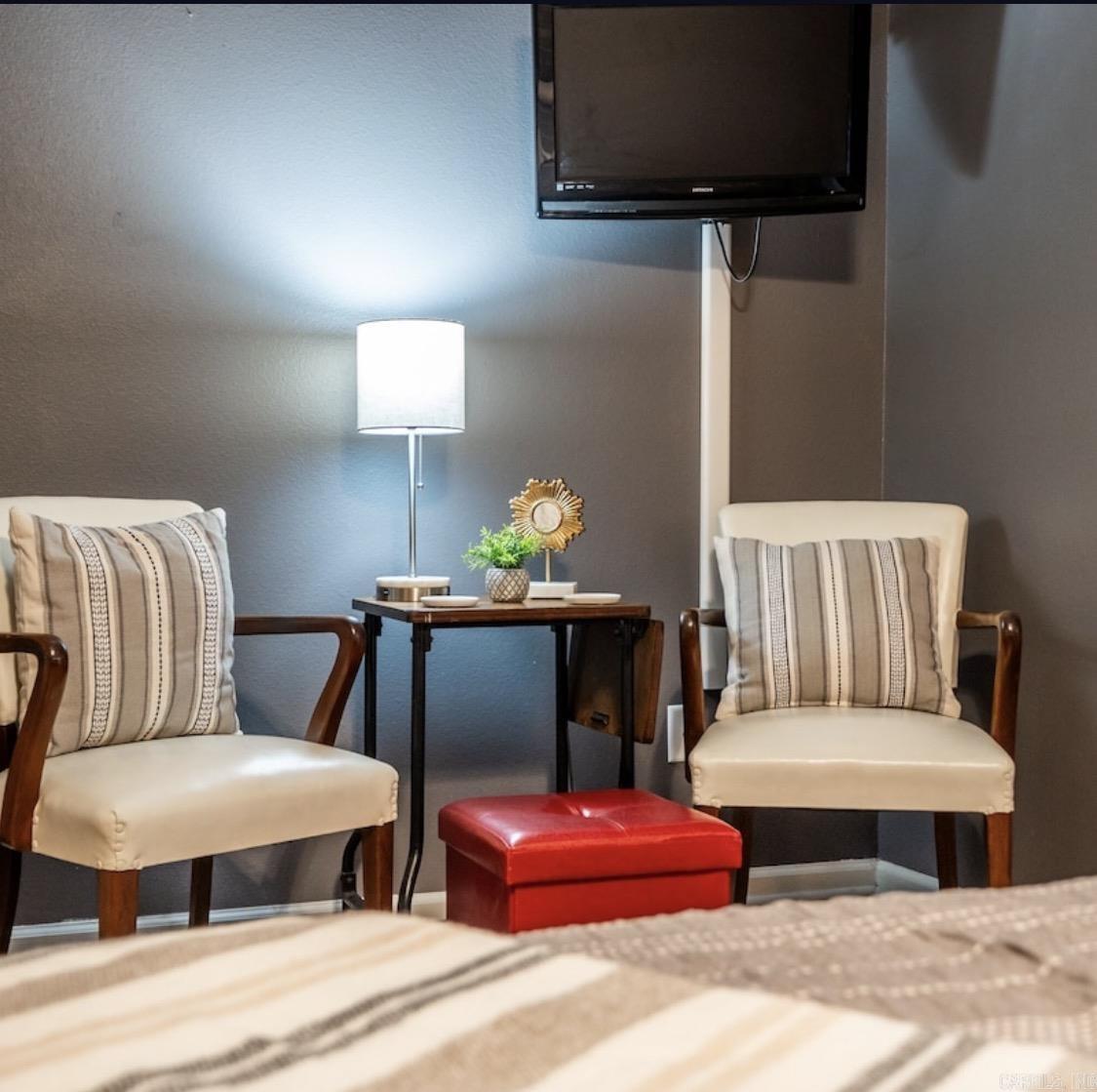 DIAMONDHEAD MANOR - Residential