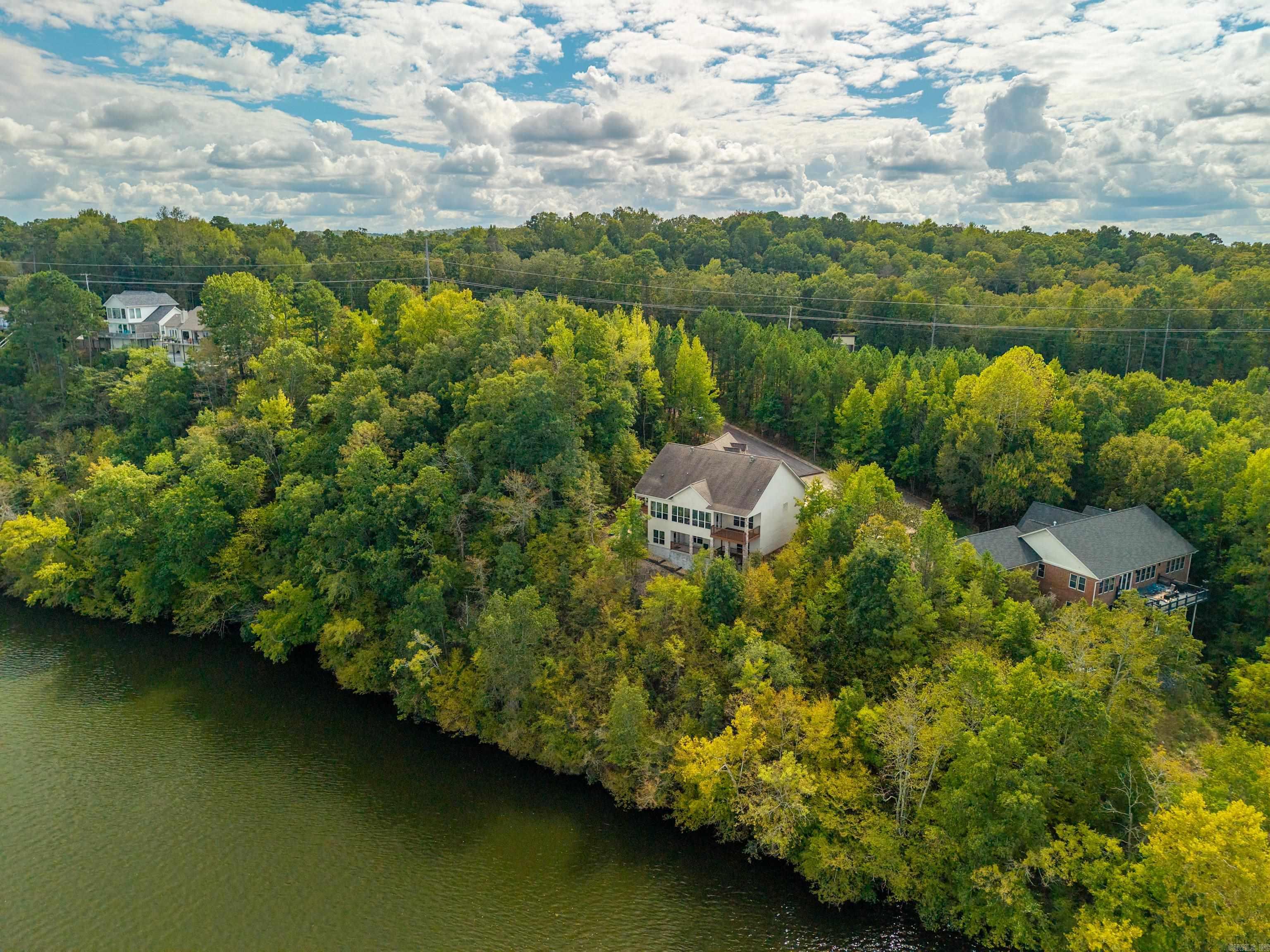 DIAMONDHEAD - Residential