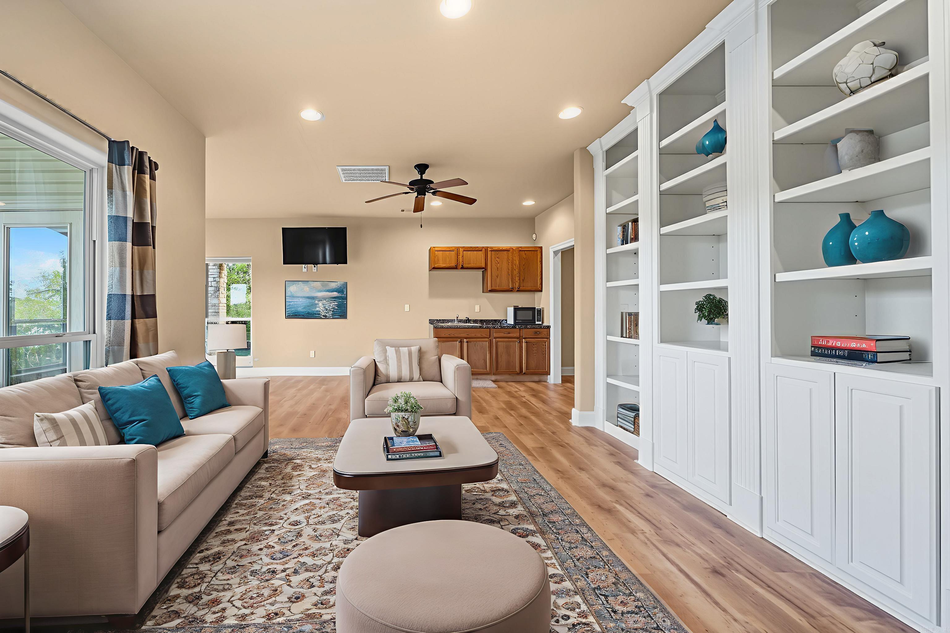 DIAMONDHEAD - Residential