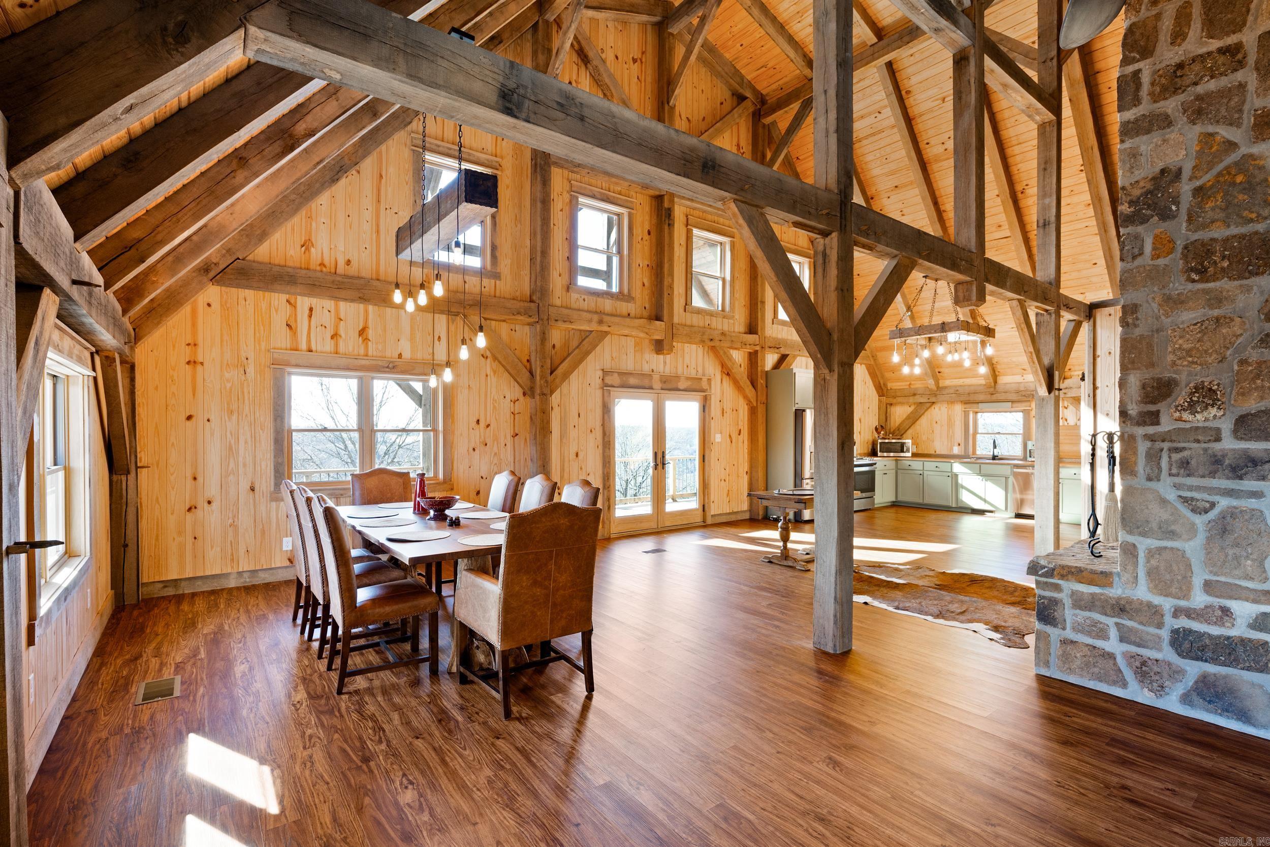 ARKANSAS HGTS - Residential