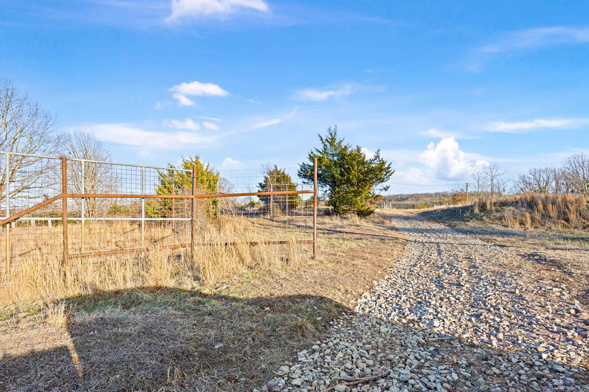 ARKANSAS HGTS - Residential