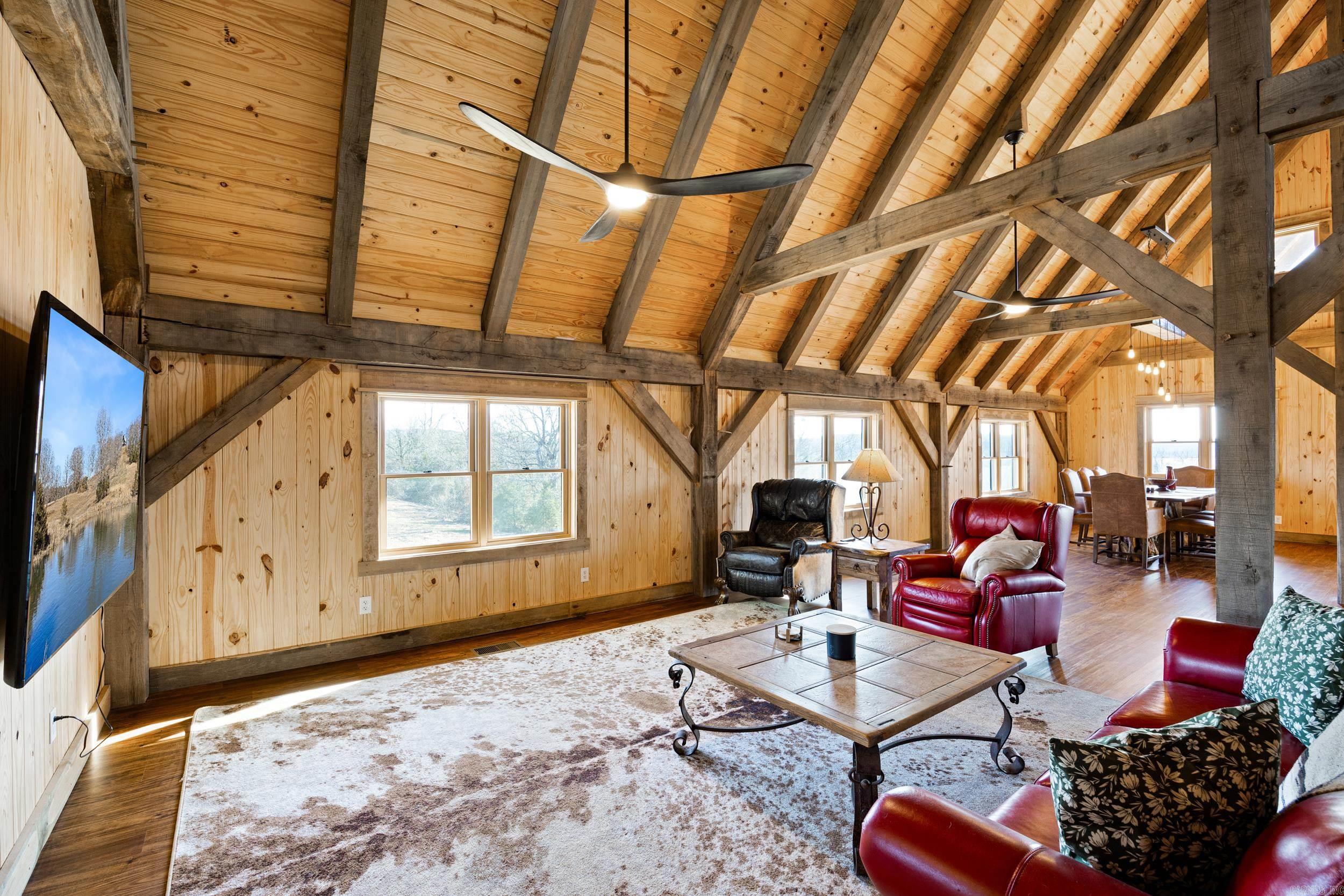 ARKANSAS HGTS - Residential