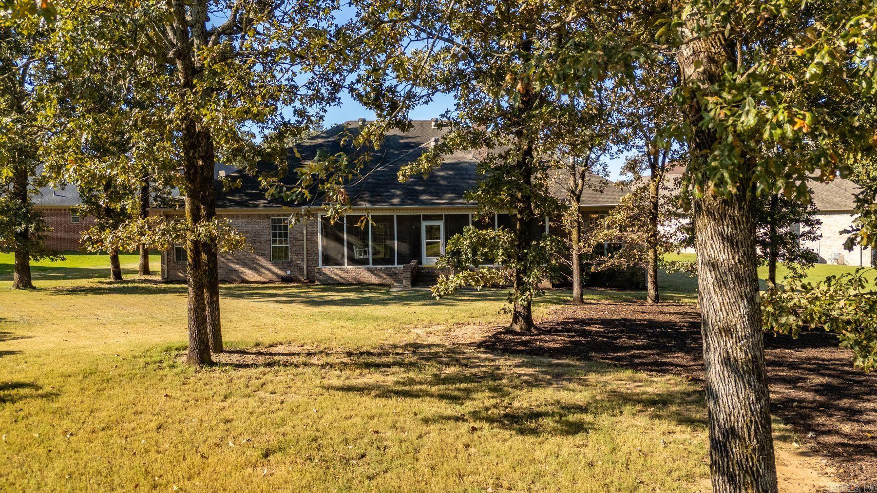 MILLERS CROSSING - Residential