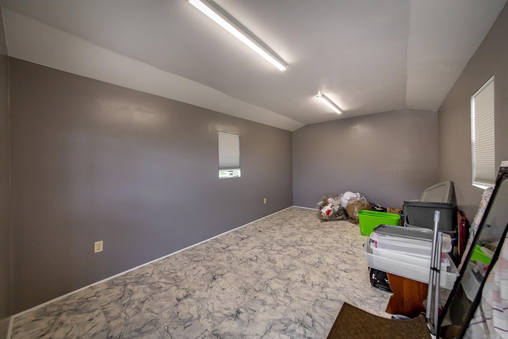 GREEN MEADOWS - Residential