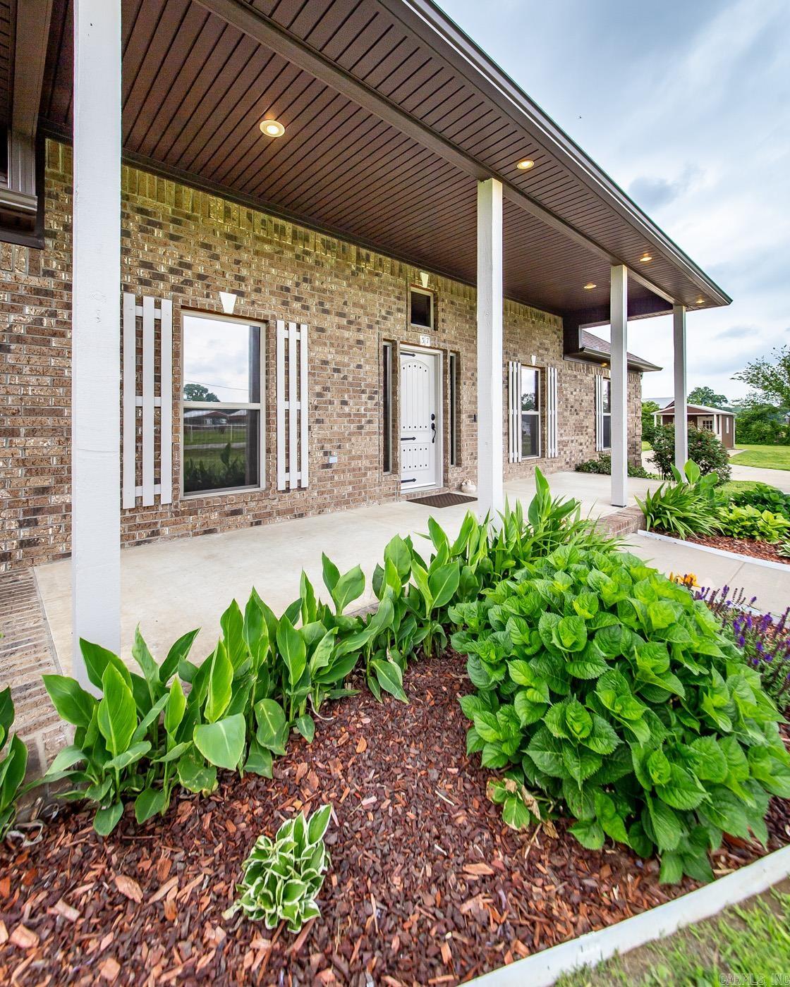 GREEN MEADOWS - Residential