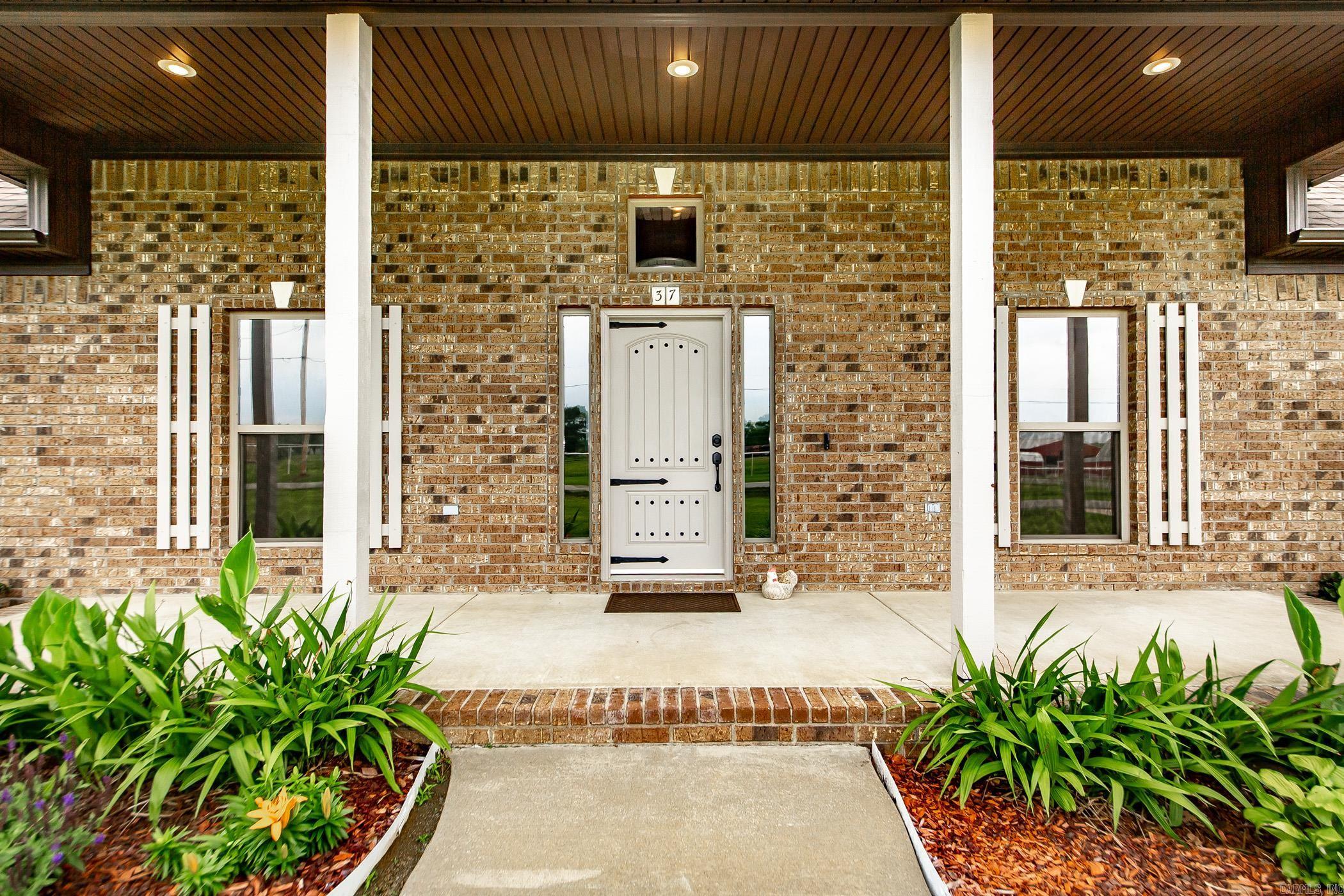 GREEN MEADOWS - Residential