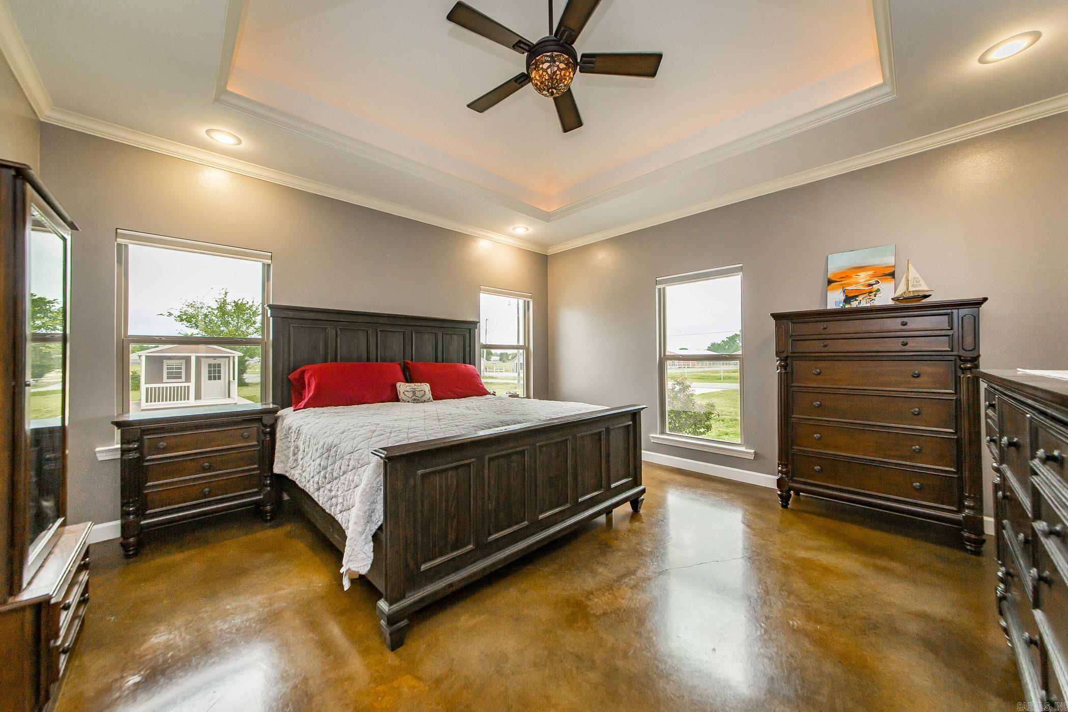 GREEN MEADOWS - Residential