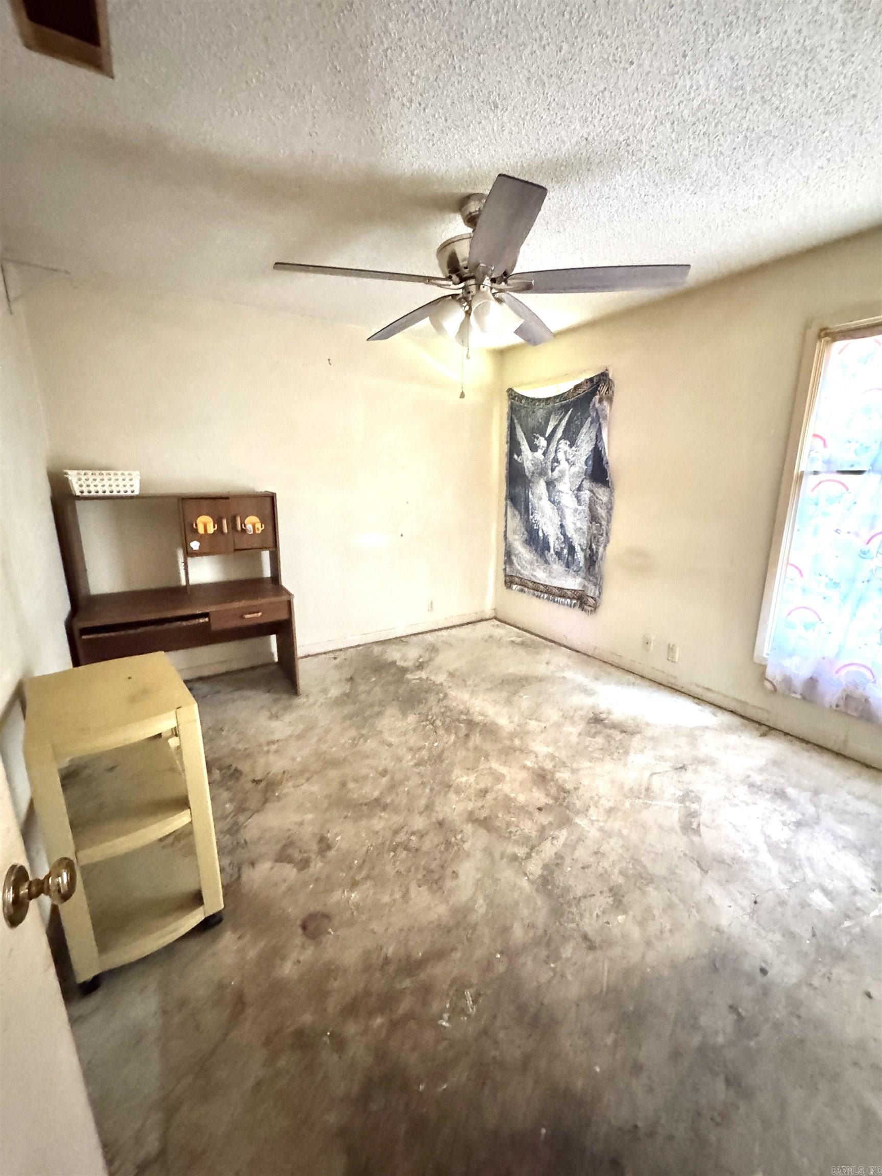 VALENCIA COURTS - Residential