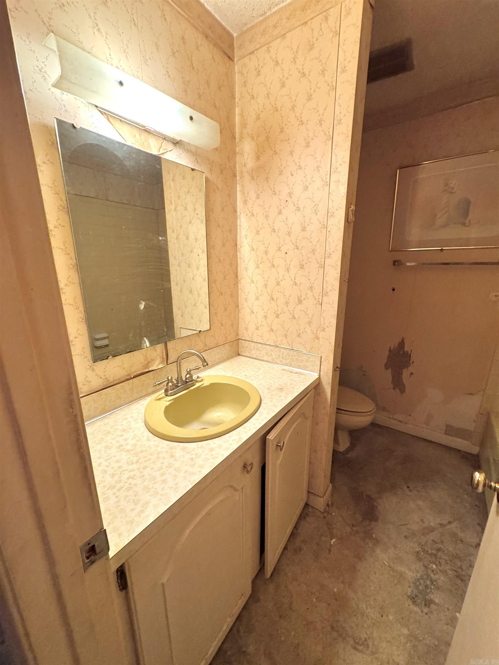 VALENCIA COURTS - Residential