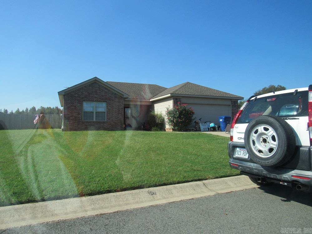 WILLOW LAKE - Residential