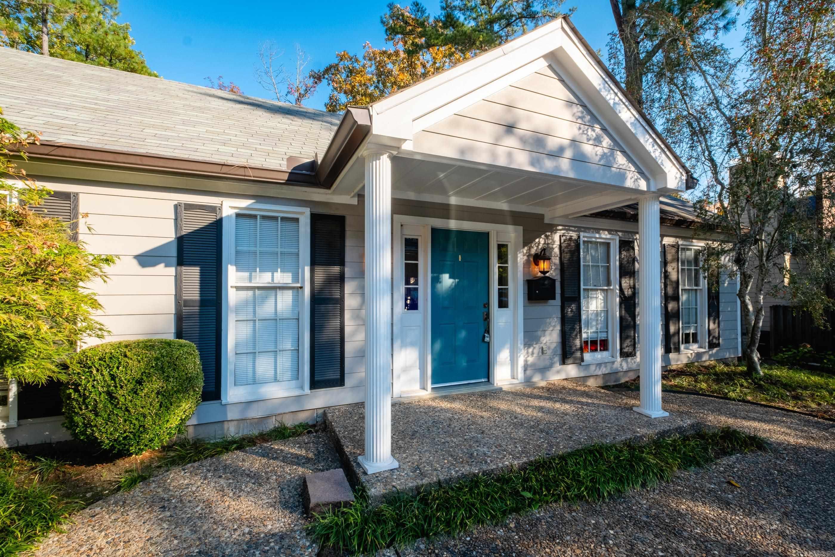 ANDOVER SQUARE - Residential