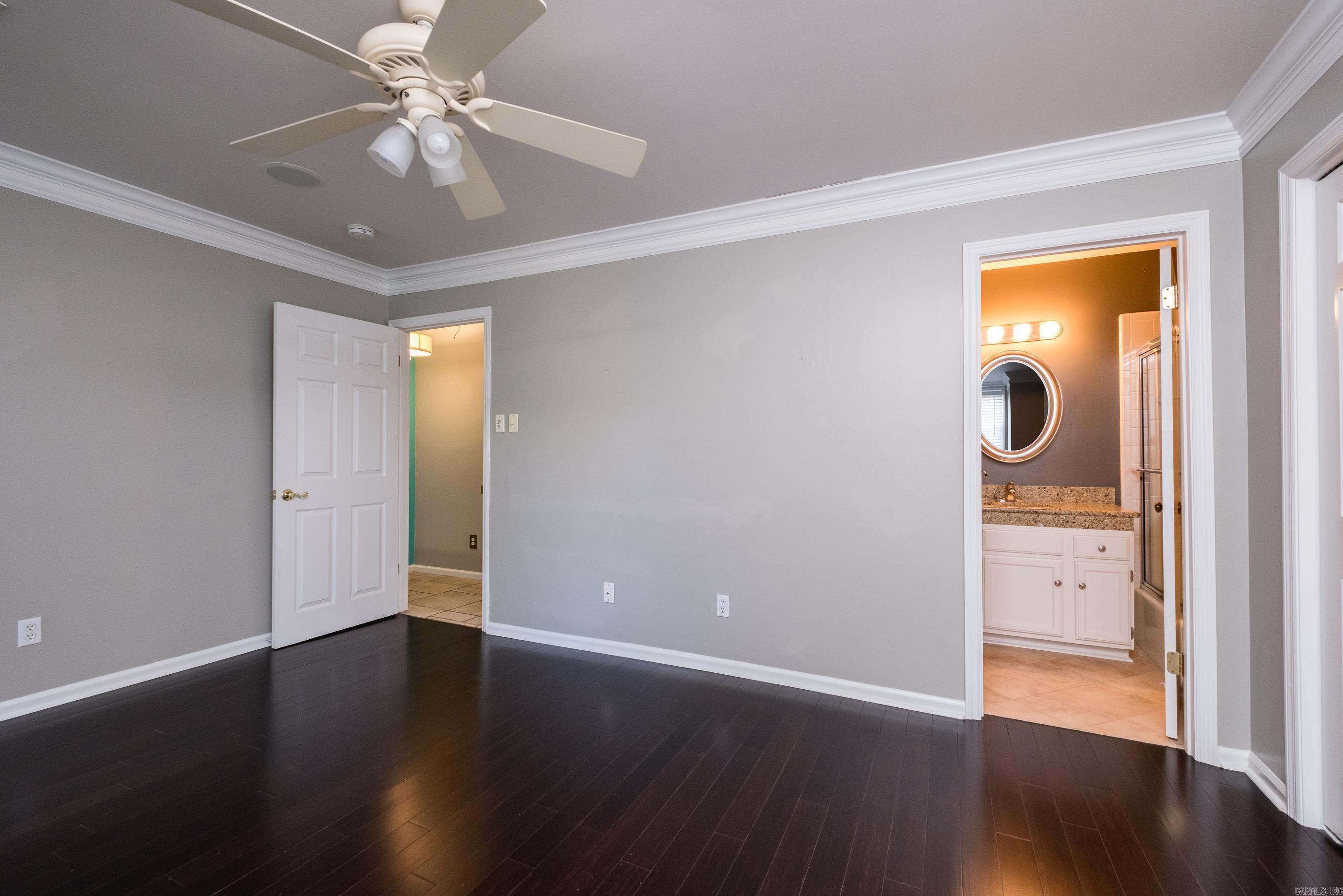 ANDOVER SQUARE - Residential