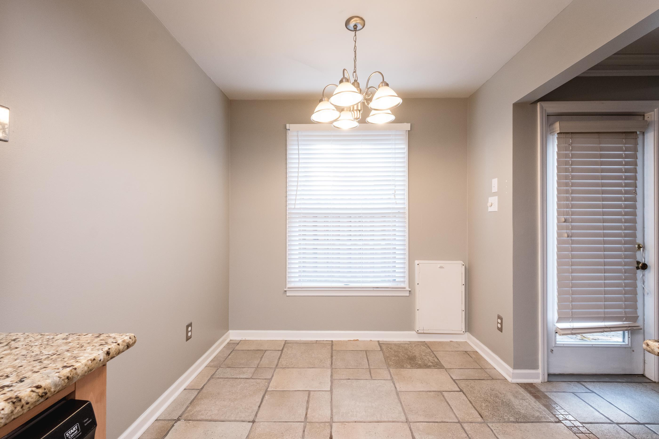 ANDOVER SQUARE - Residential