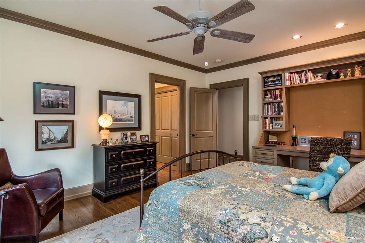 PLEASANT VALLEY - Residential