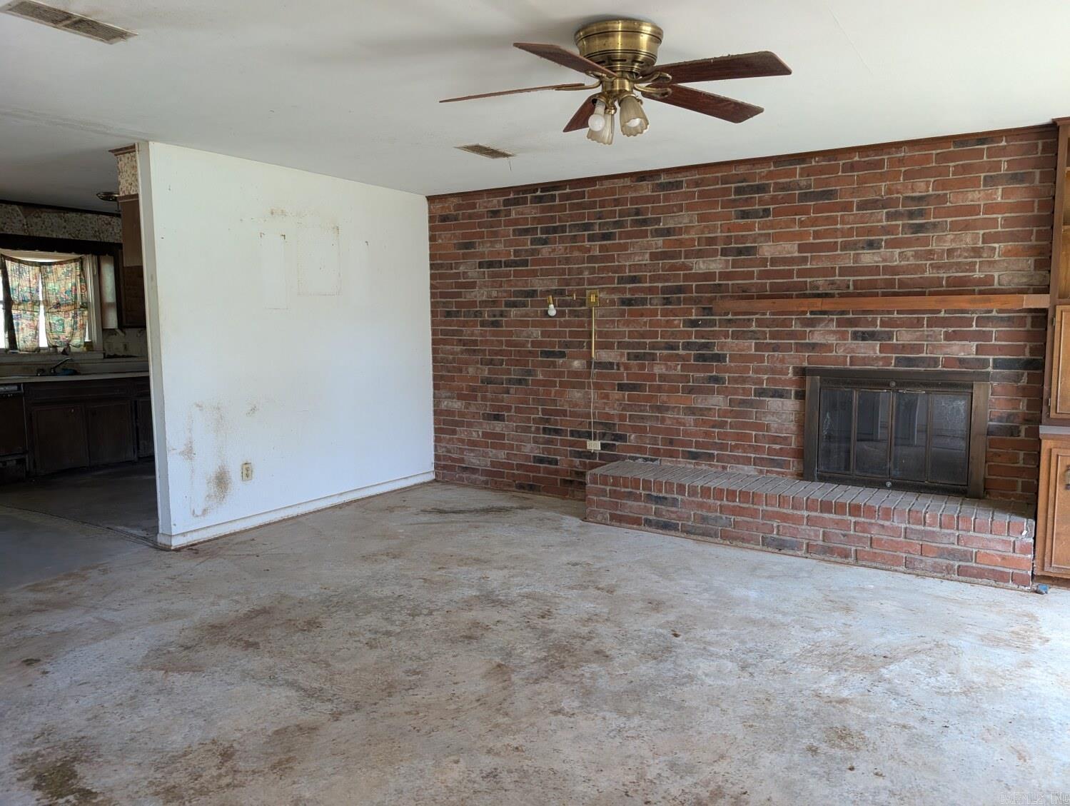 CARAHAN & HOLT ADDN - Residential