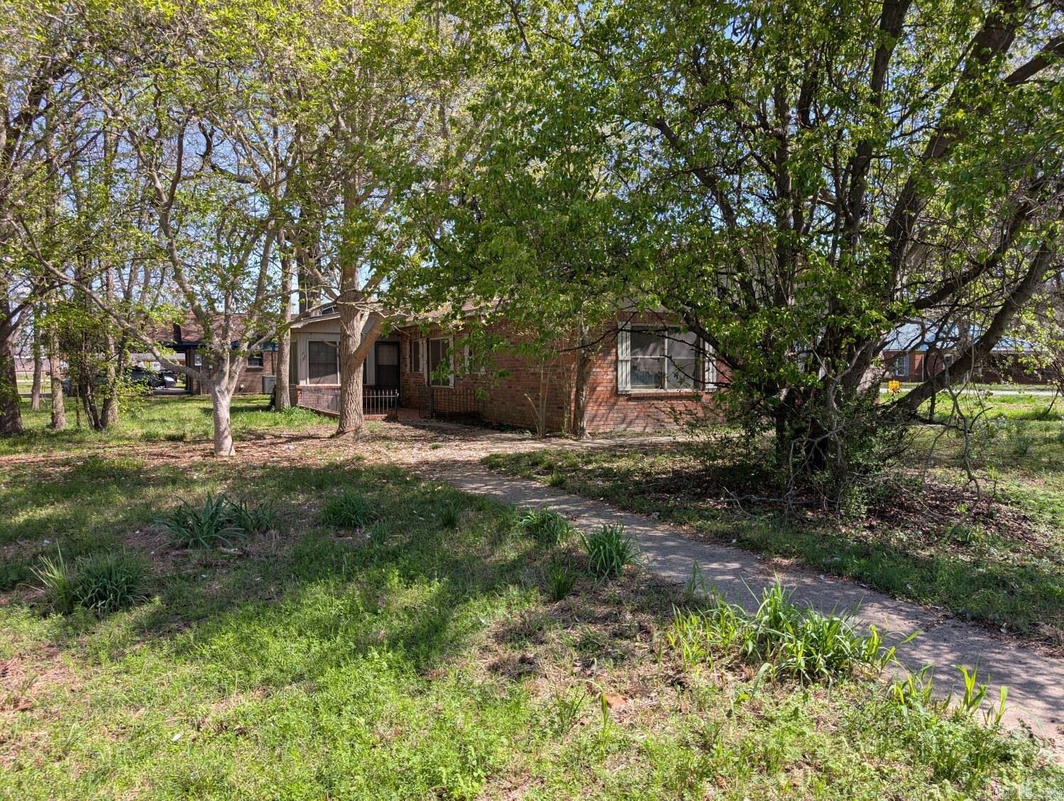 CARAHAN & HOLT ADDN - Residential