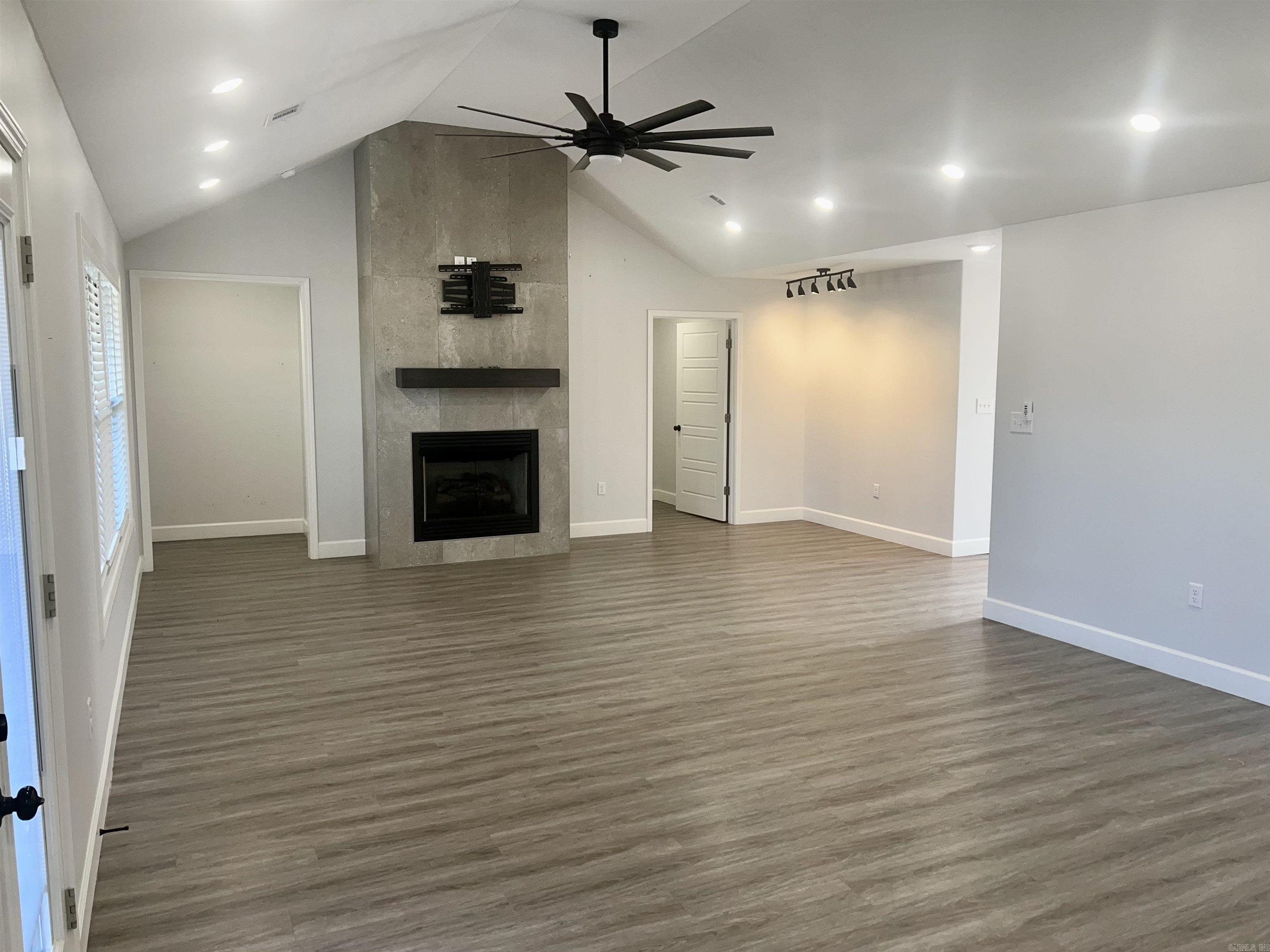 FAIRVIEW HAVEN - Residential