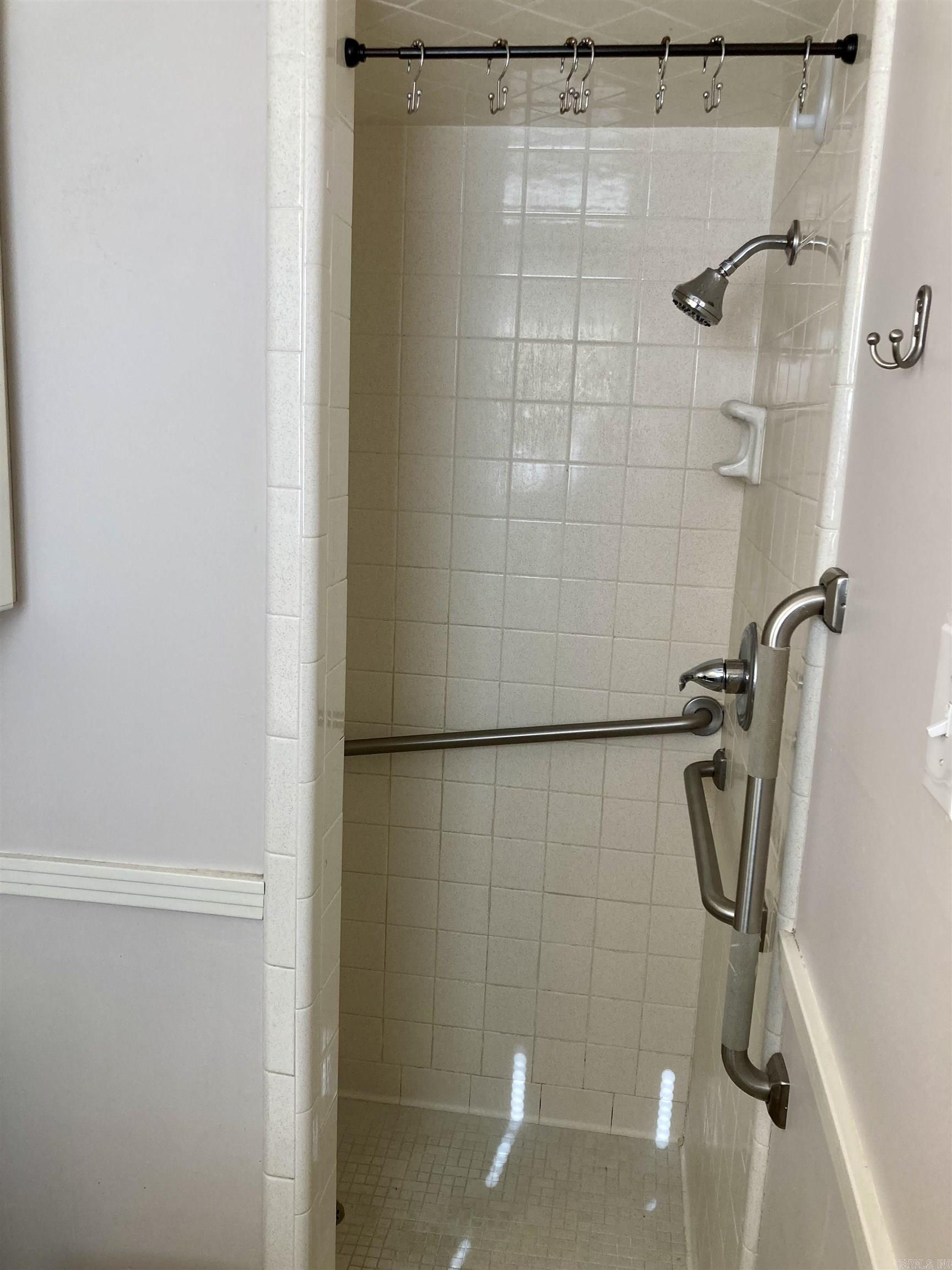 Indian Hills - Residential Lease