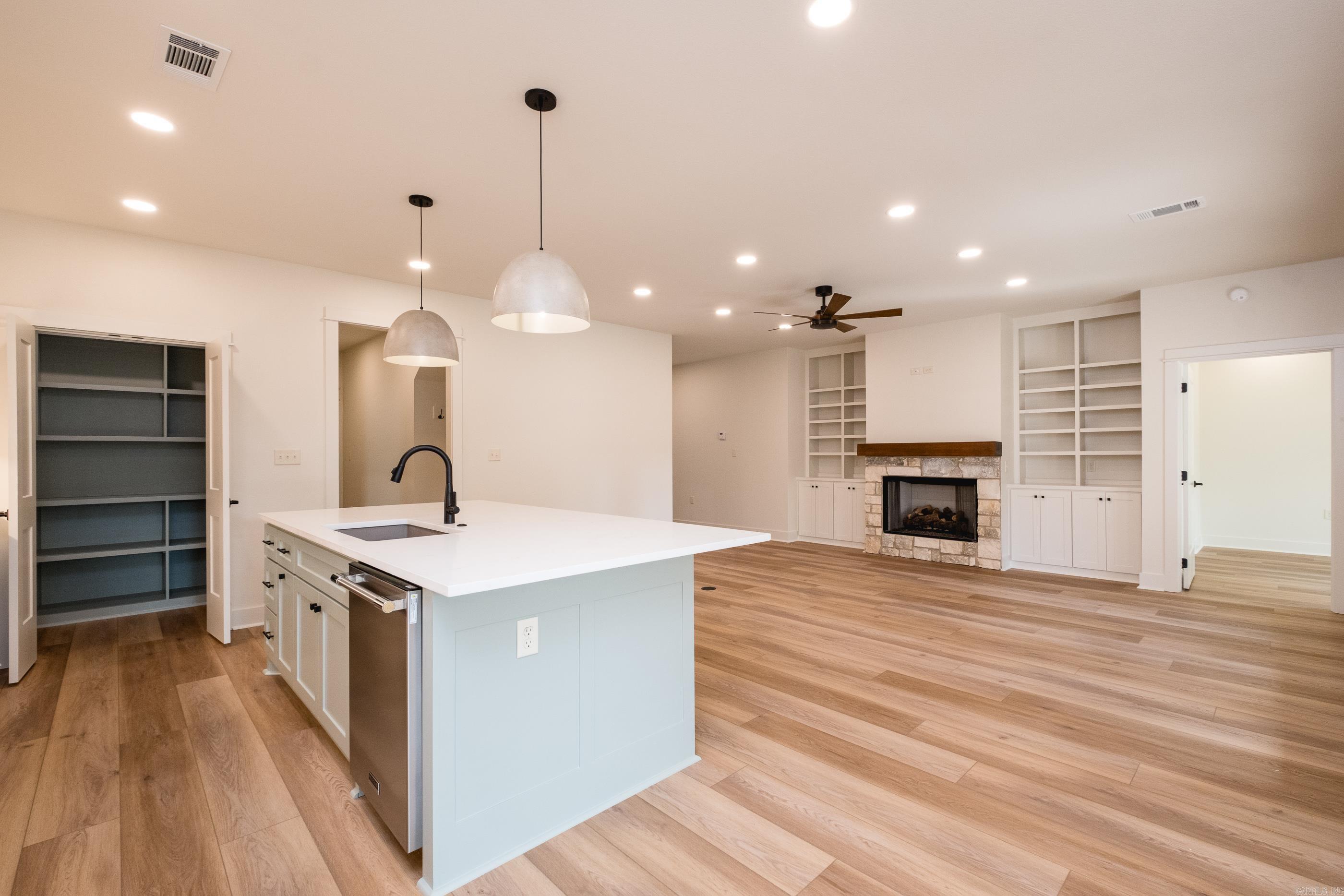 CAMMACK WOODS - Residential