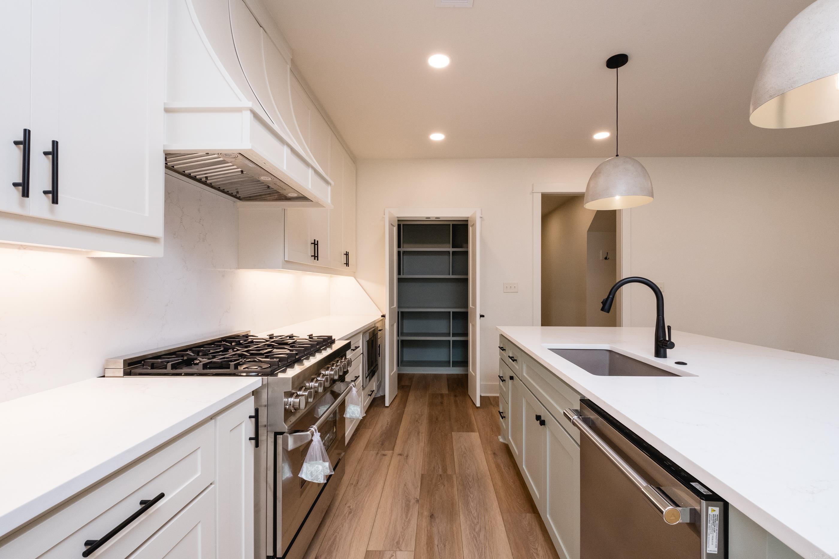 CAMMACK WOODS - Residential