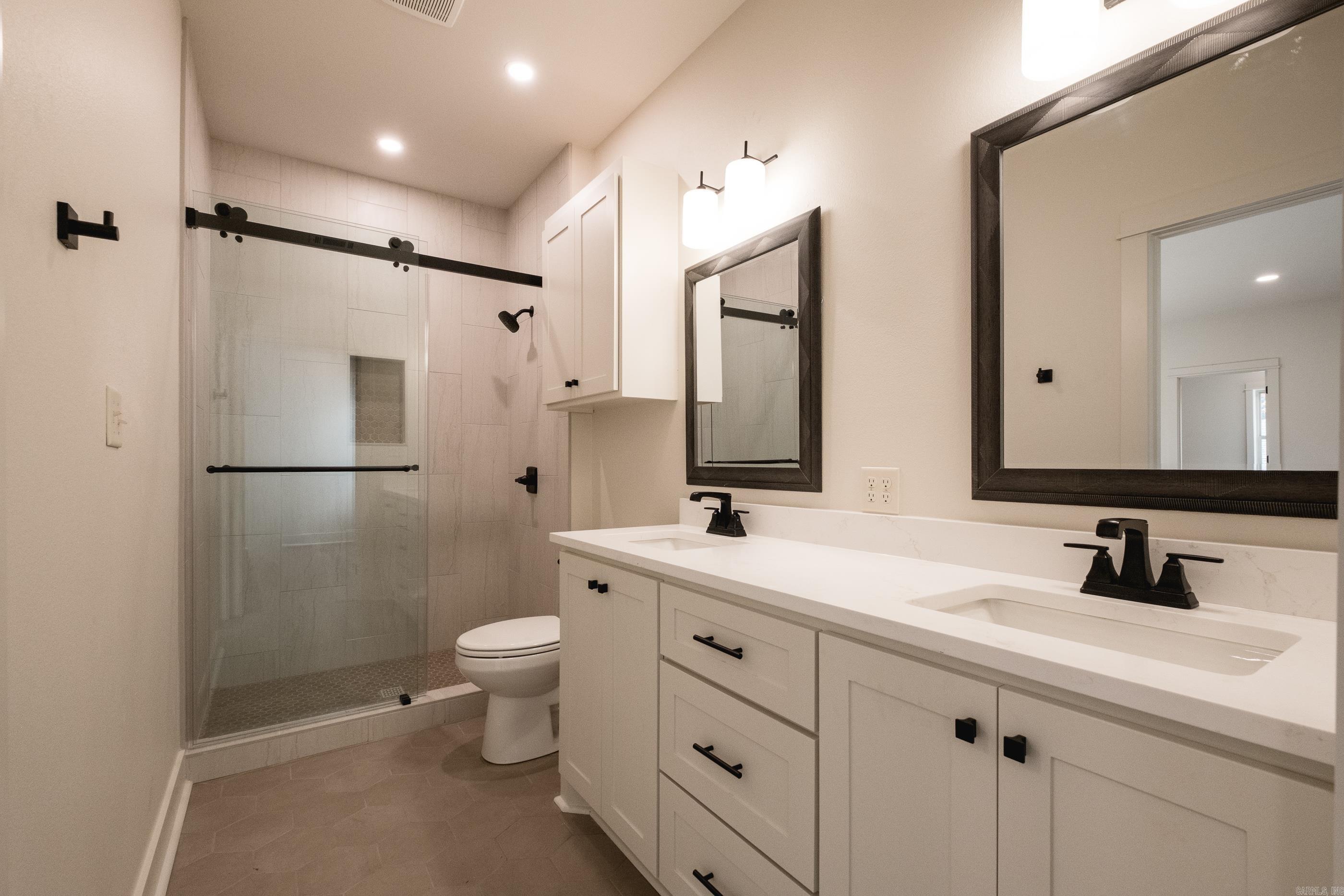 CAMMACK WOODS - Residential