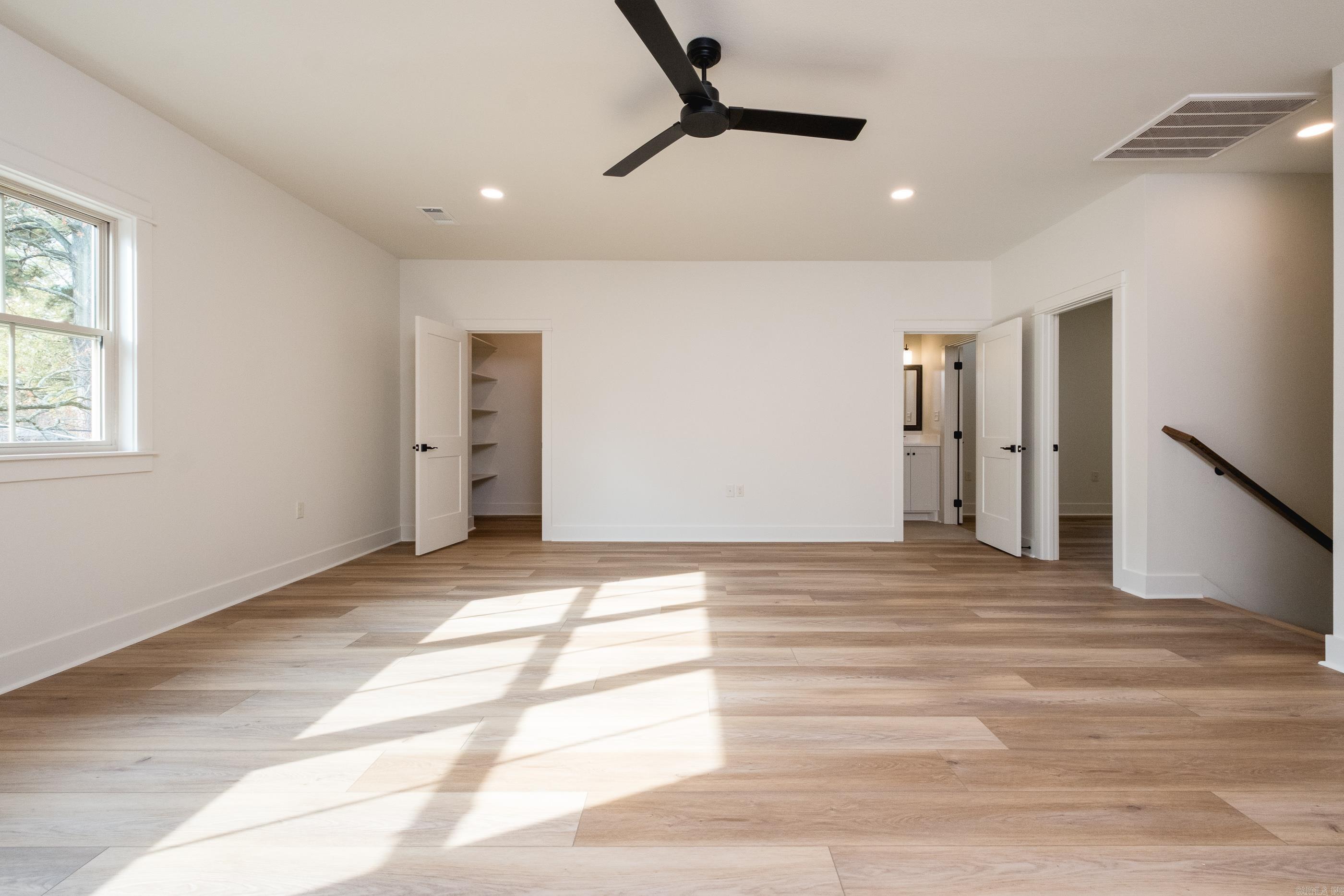 CAMMACK WOODS - Residential