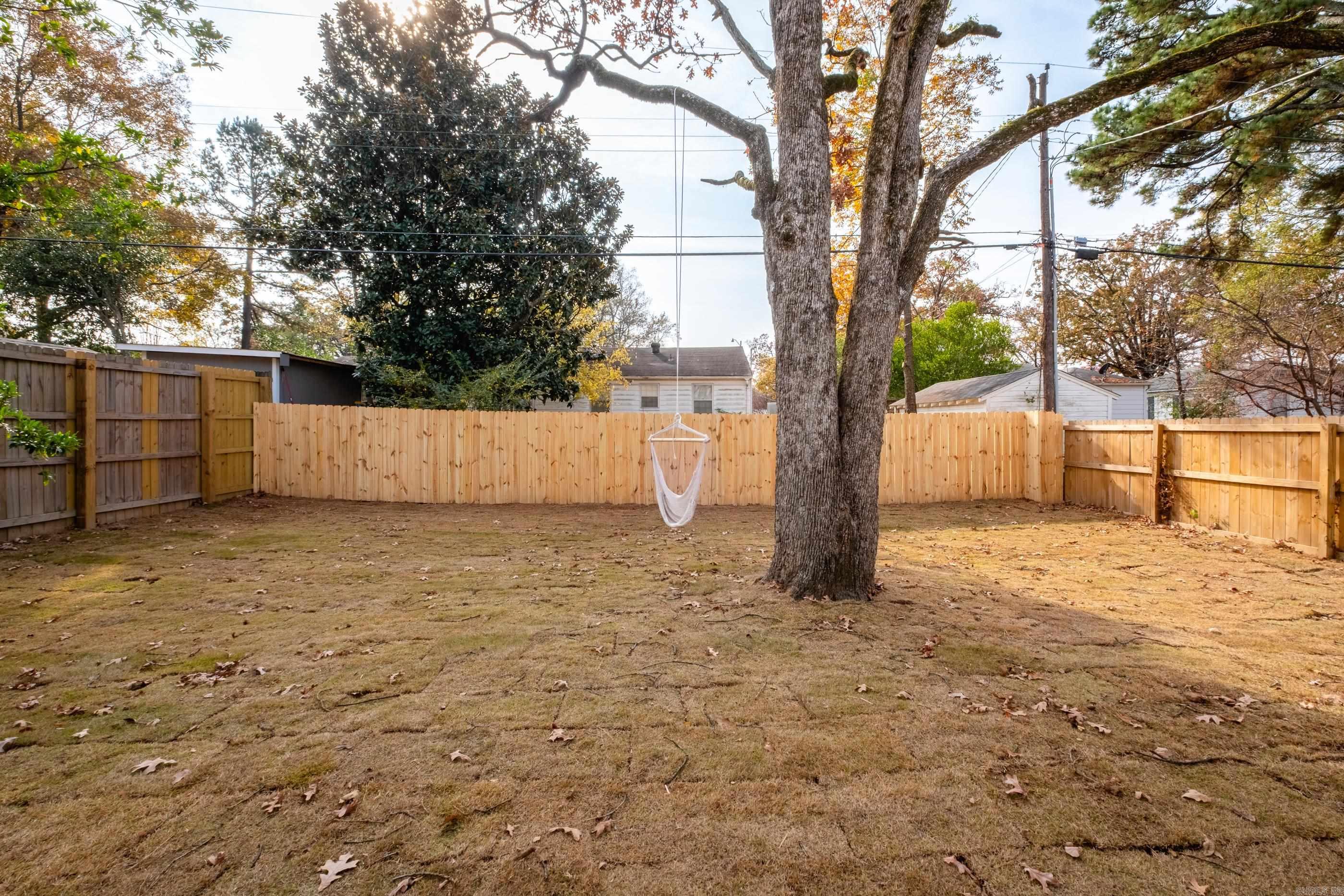 CAMMACK WOODS - Residential